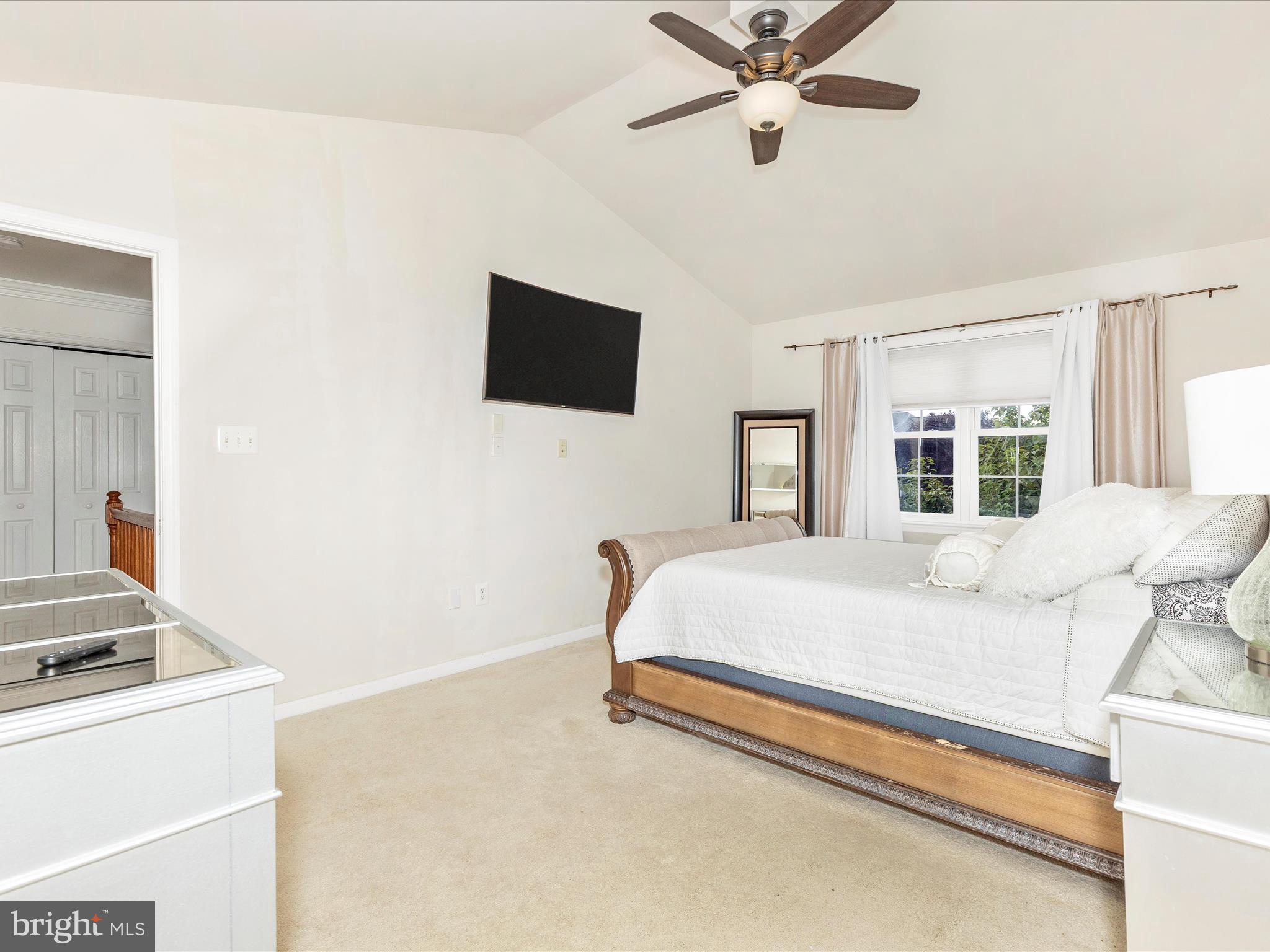 BALLENGER CREEK - Residential