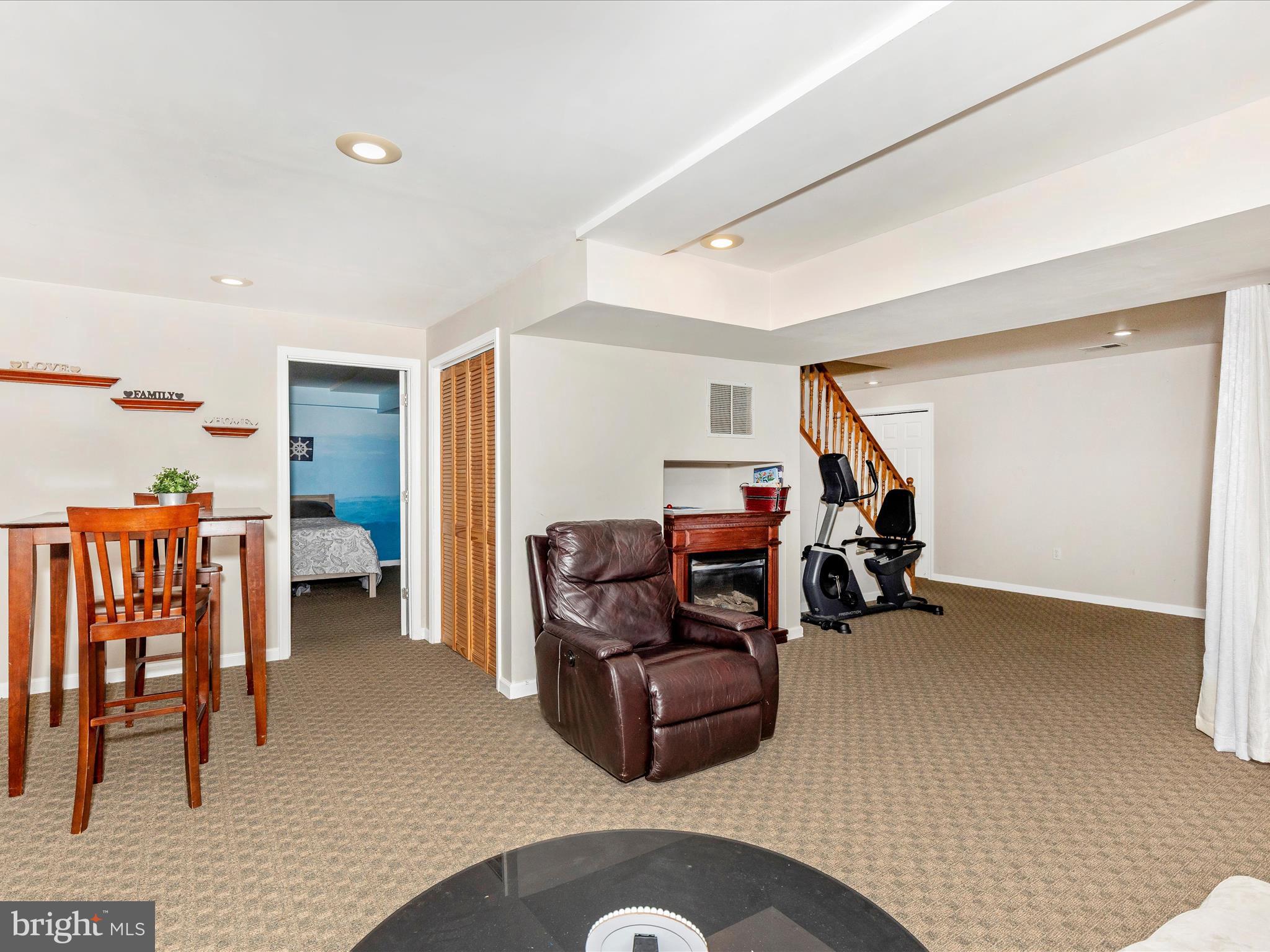 BALLENGER CREEK - Residential