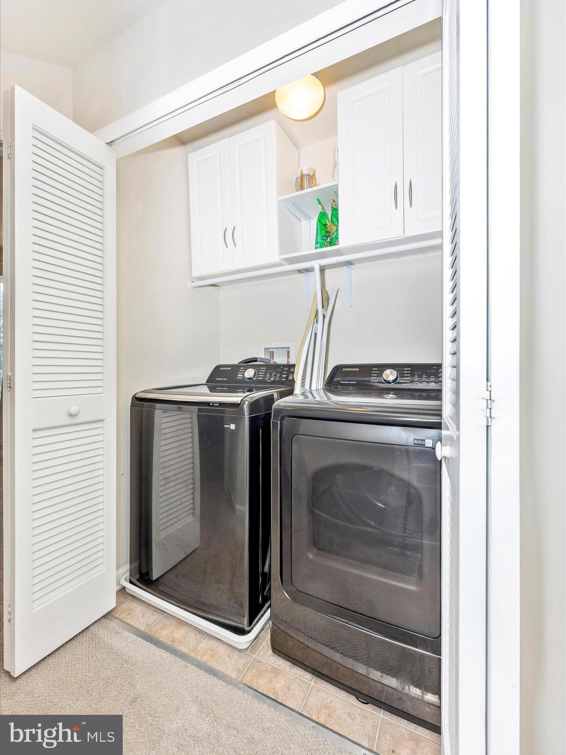 BROOKFIELD - Residential