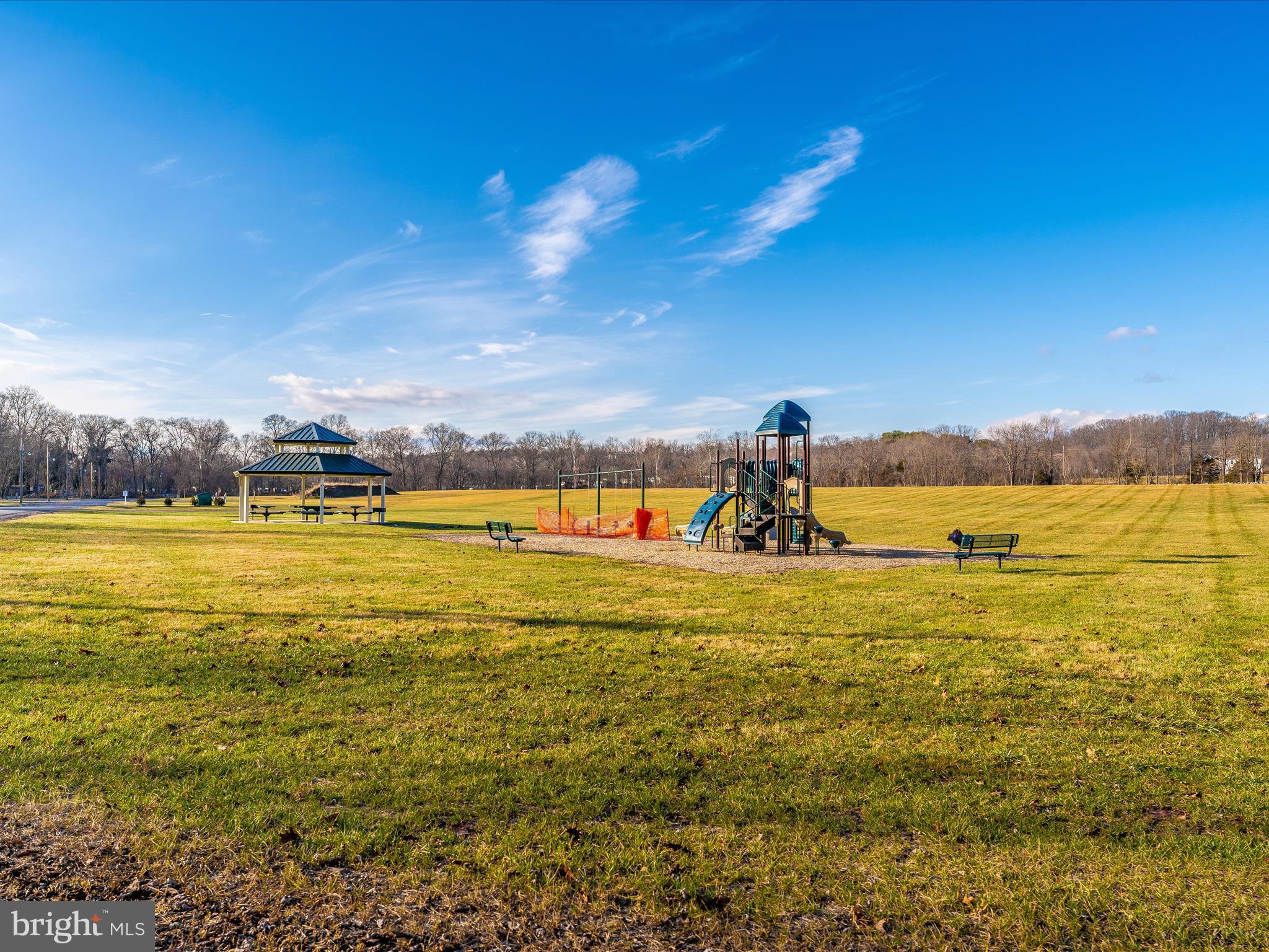 BROOKFIELD - Residential