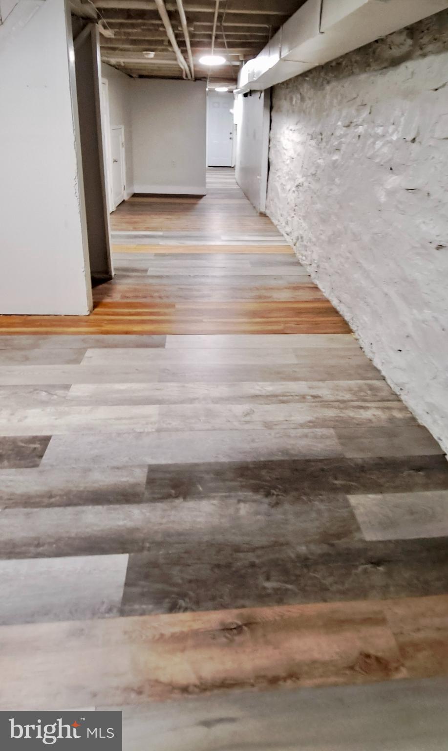 ROSEMONT - Residential Lease