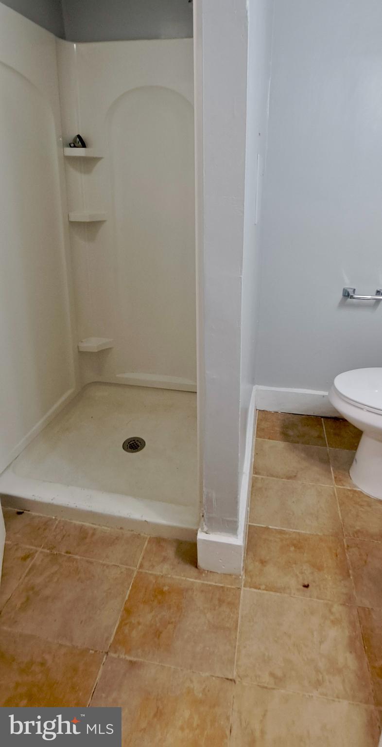 ROSEMONT - Residential Lease