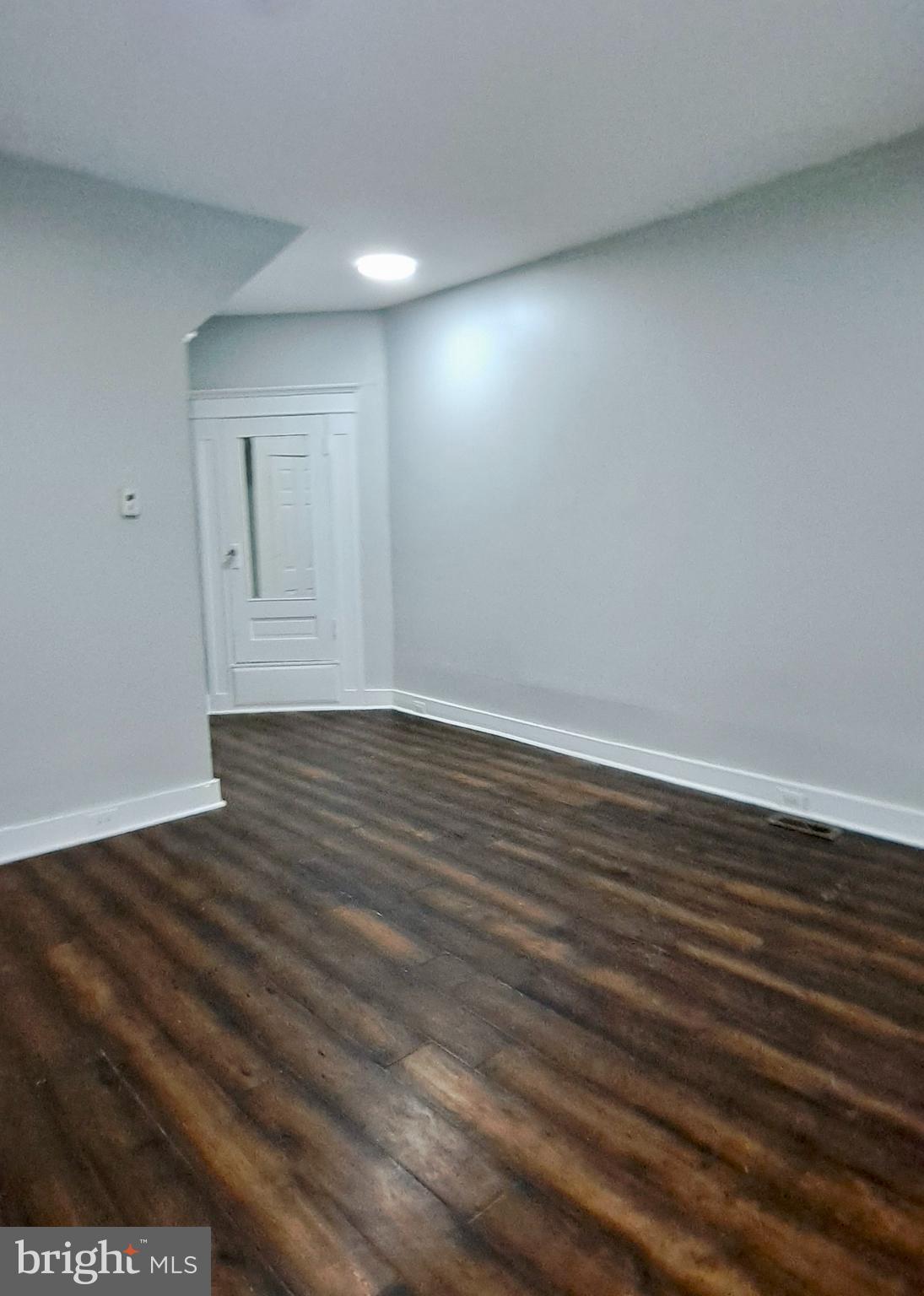 ROSEMONT - Residential Lease