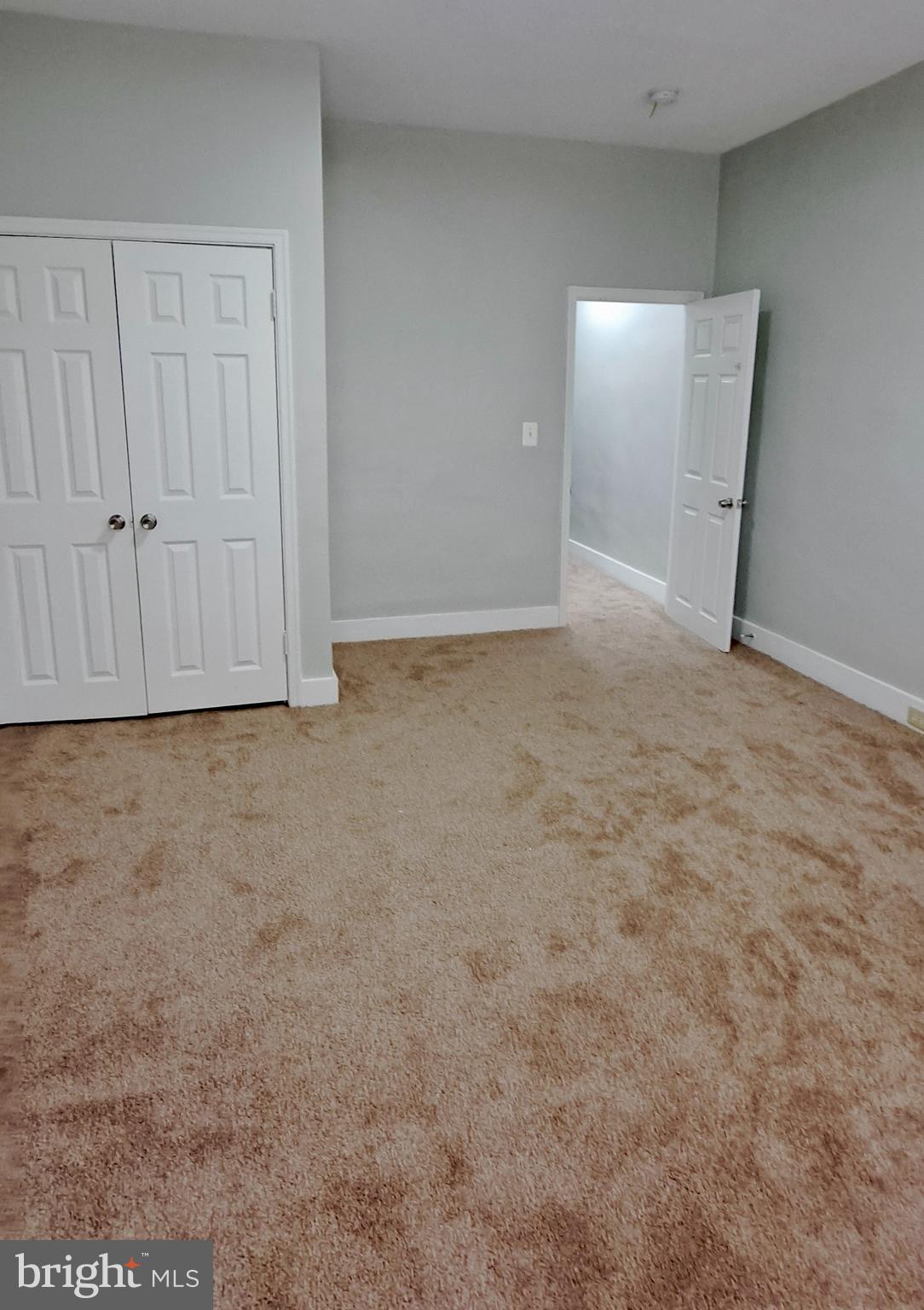 ROSEMONT - Residential Lease