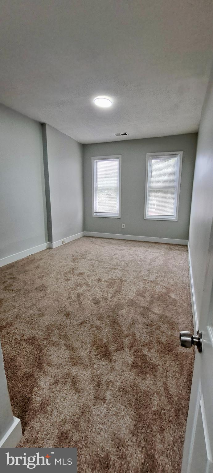 ROSEMONT - Residential Lease