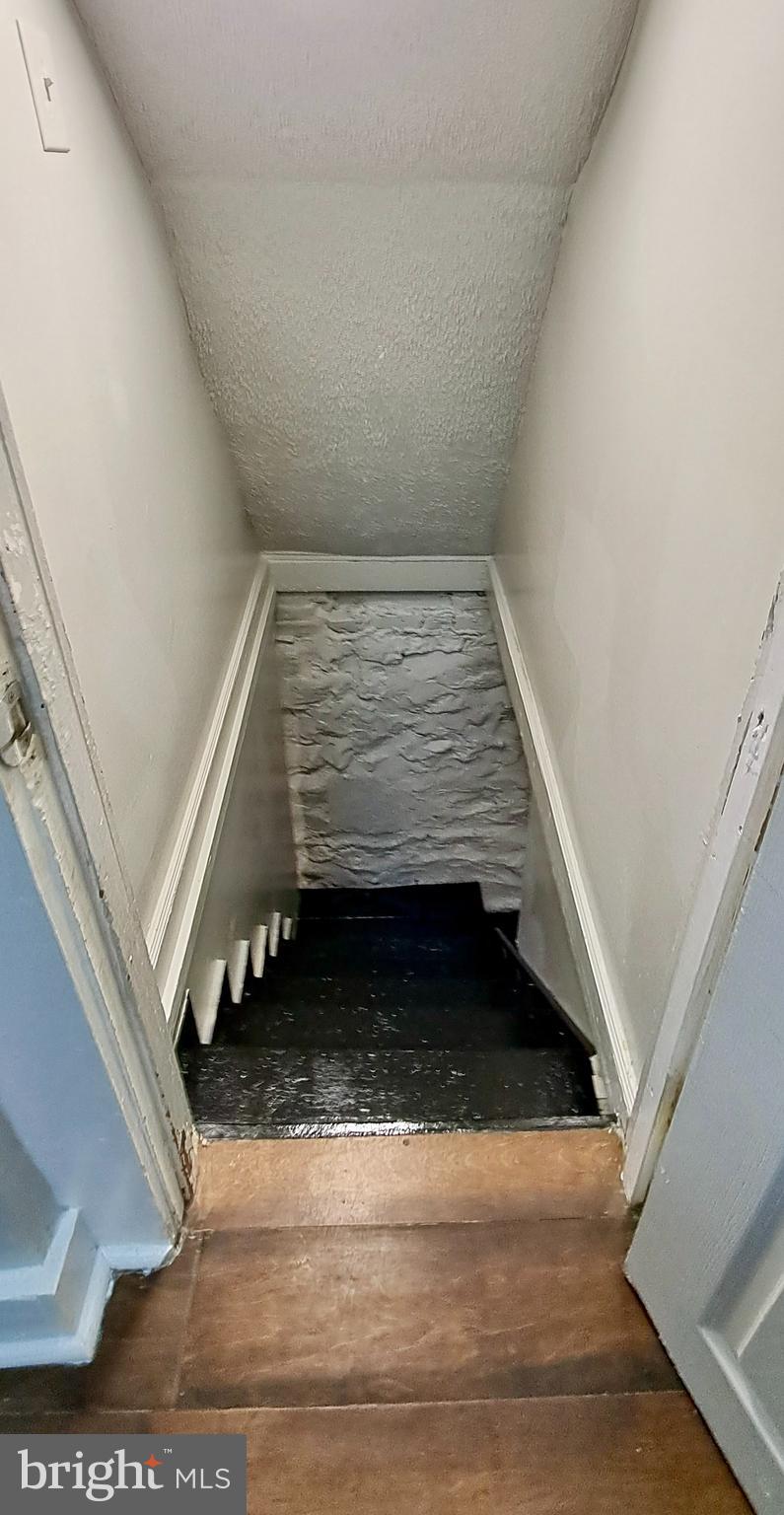 ROSEMONT - Residential Lease