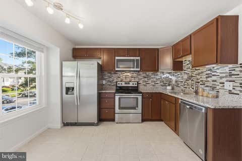 Condo For Sale - 1704 W Bancroft Lane<br/> CROFTON, MD 21114
