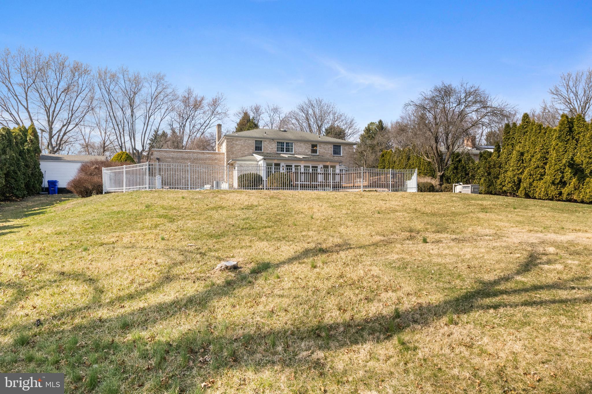 MARLBOROUGH WEST - Residential