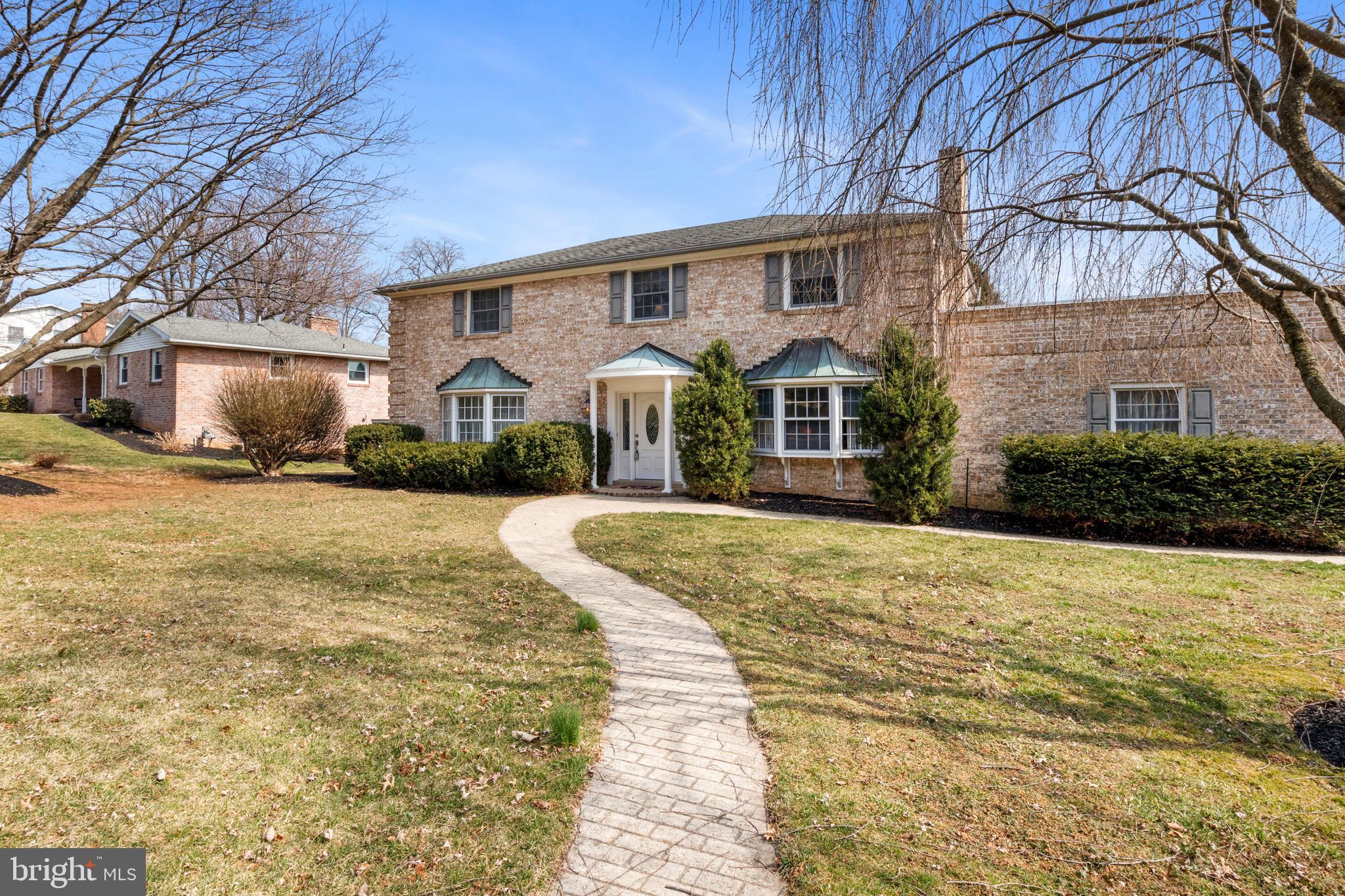 MARLBOROUGH WEST - Residential