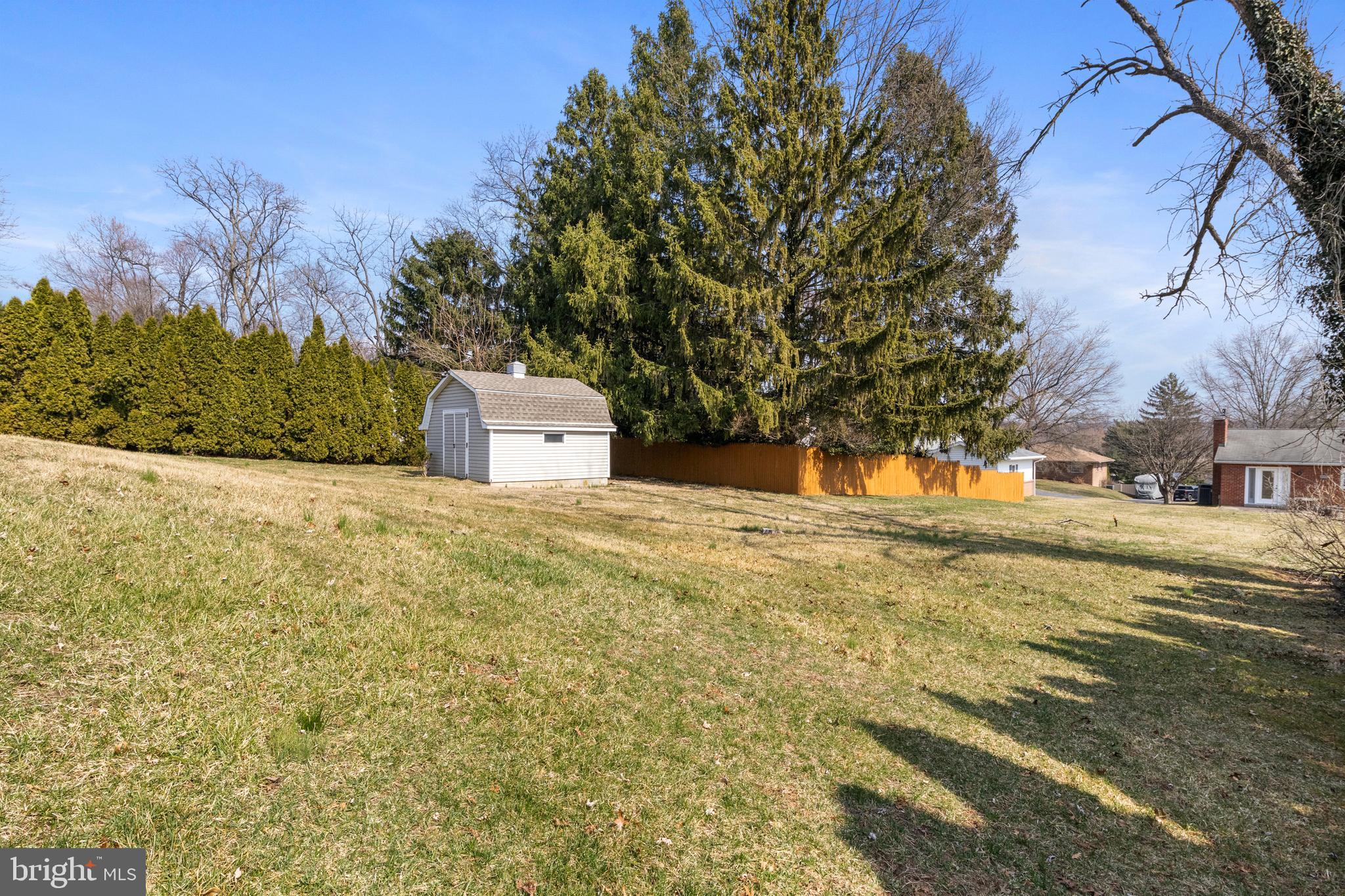 MARLBOROUGH WEST - Residential