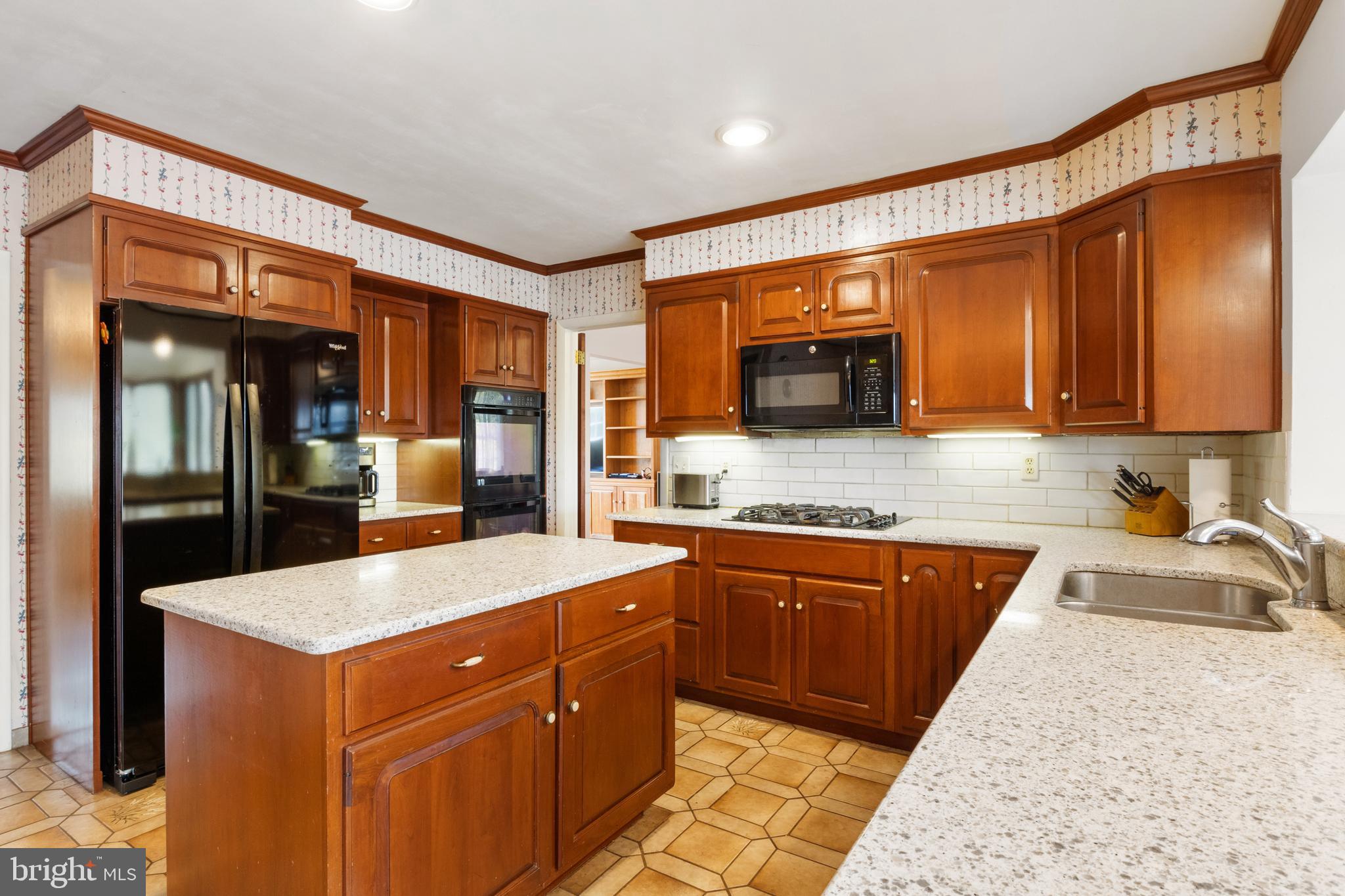 MARLBOROUGH WEST - Residential