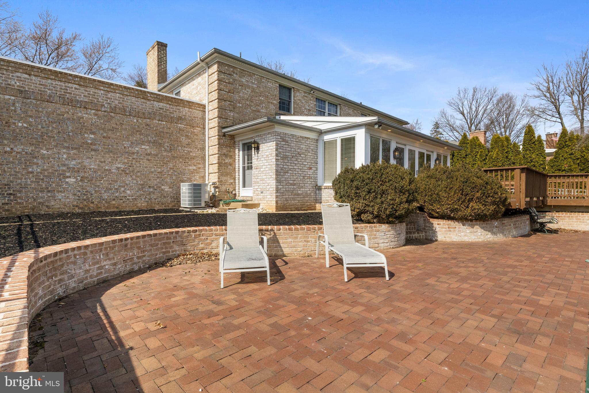 MARLBOROUGH WEST - Residential