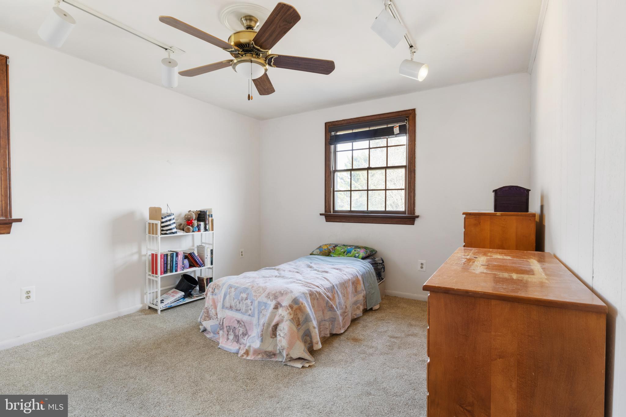 MARLBOROUGH WEST - Residential