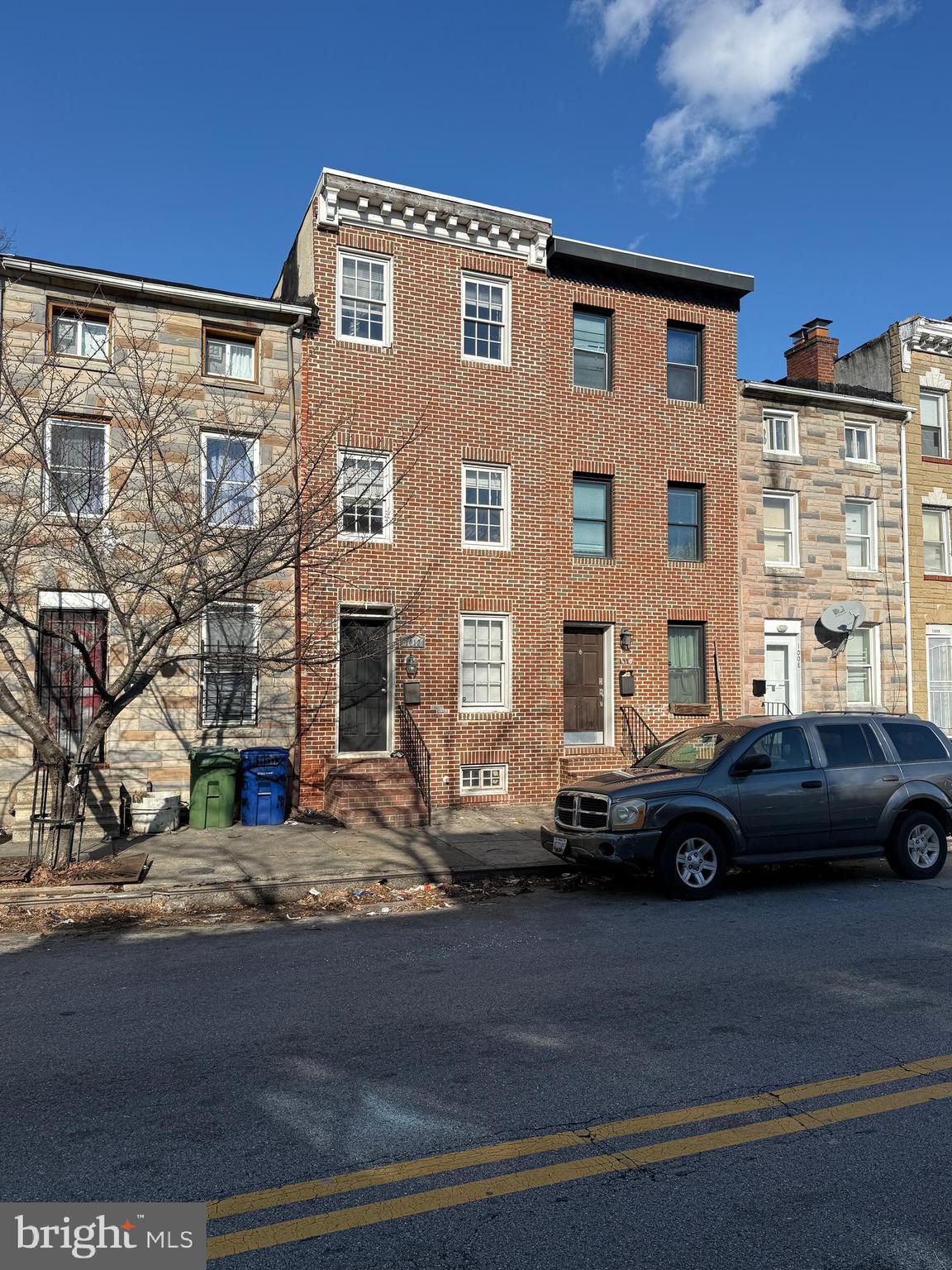 HOLLINS MARKET - Residential