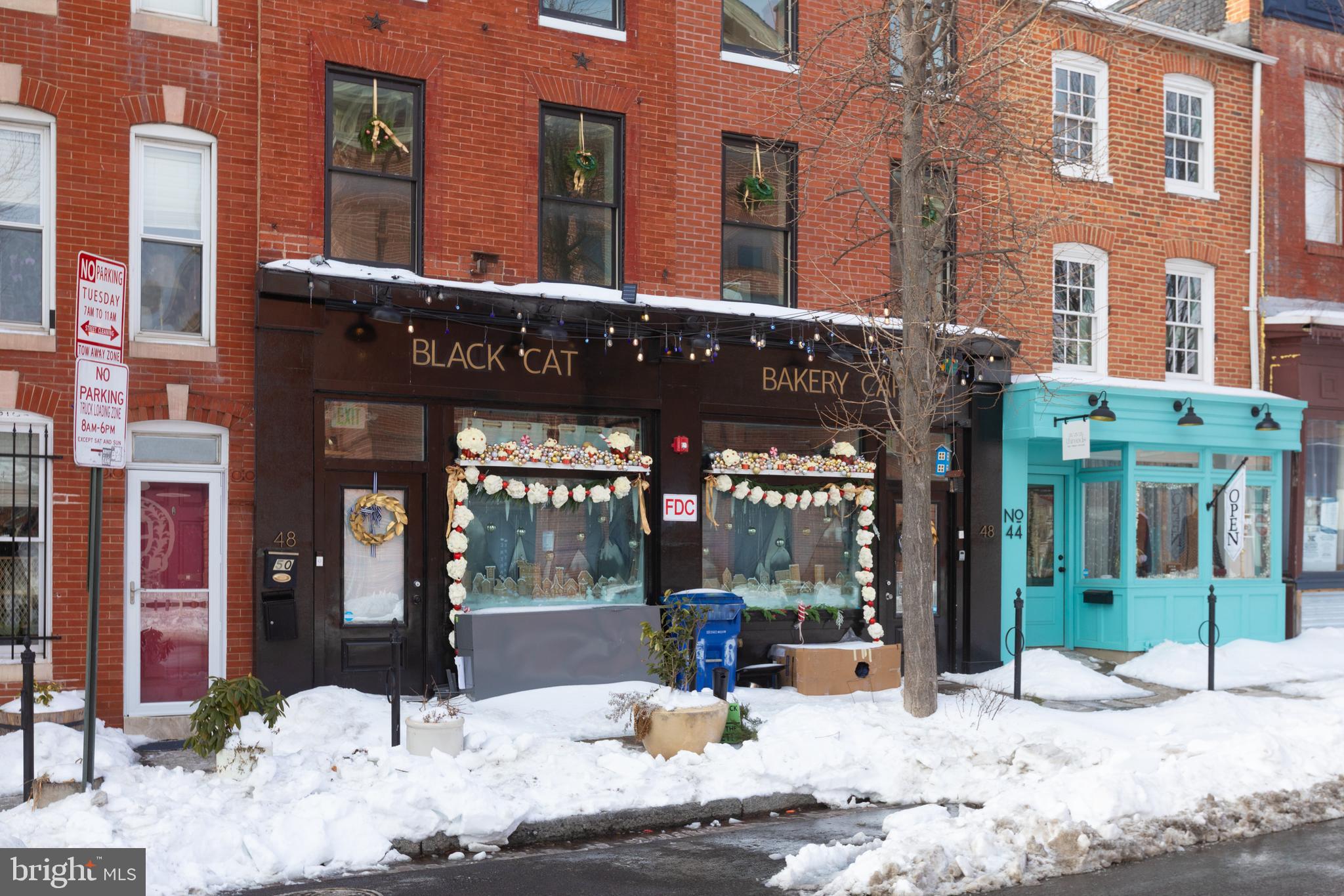 HOLLINS MARKET - Residential