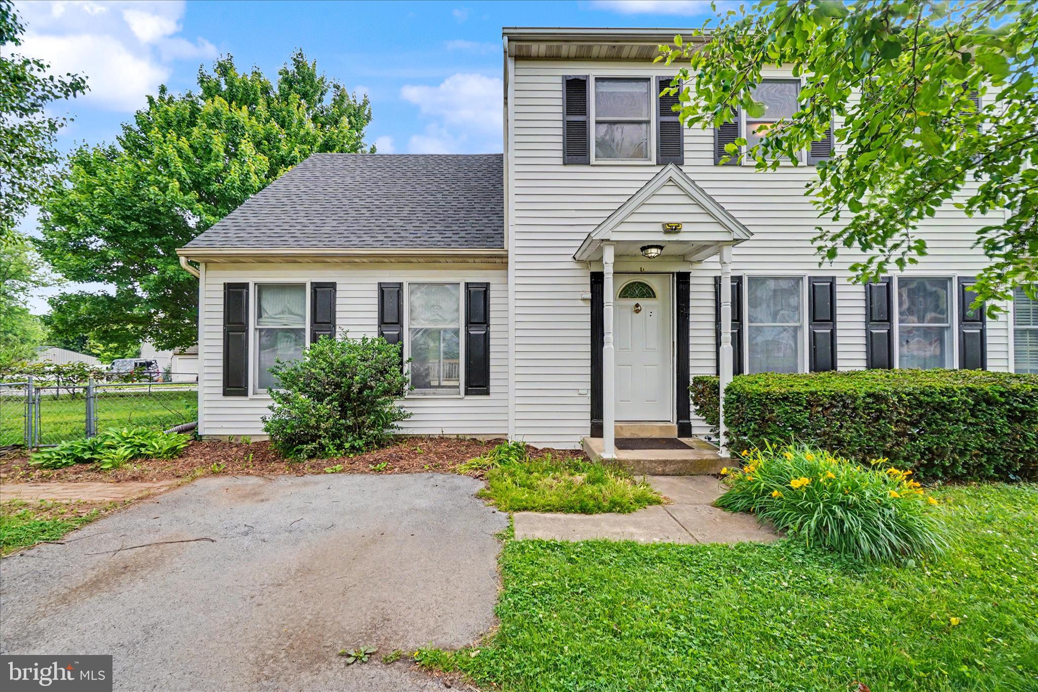 37 STEEPLE AVENUE
