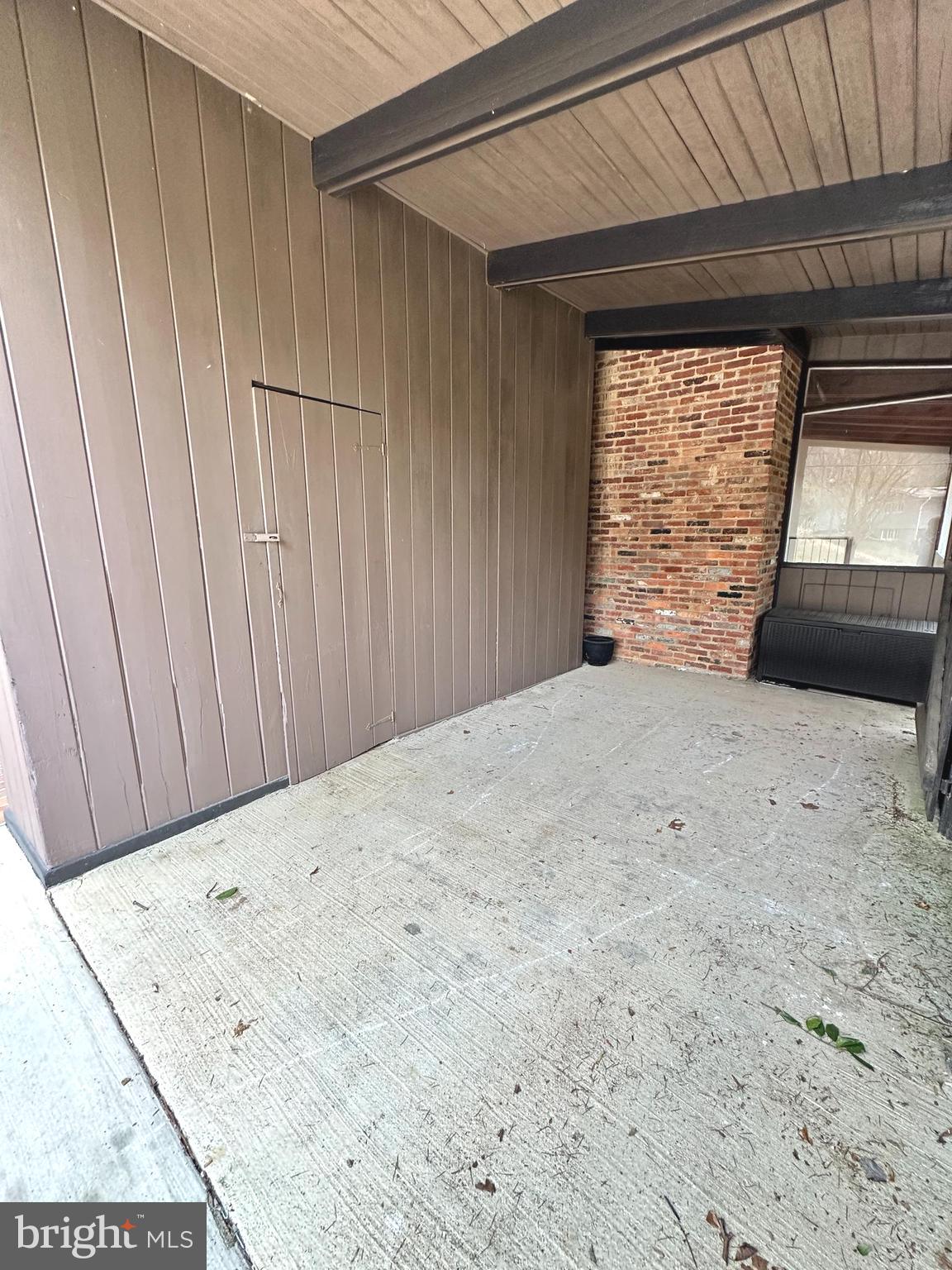 HOLMES RUN ACRES - Residential Lease