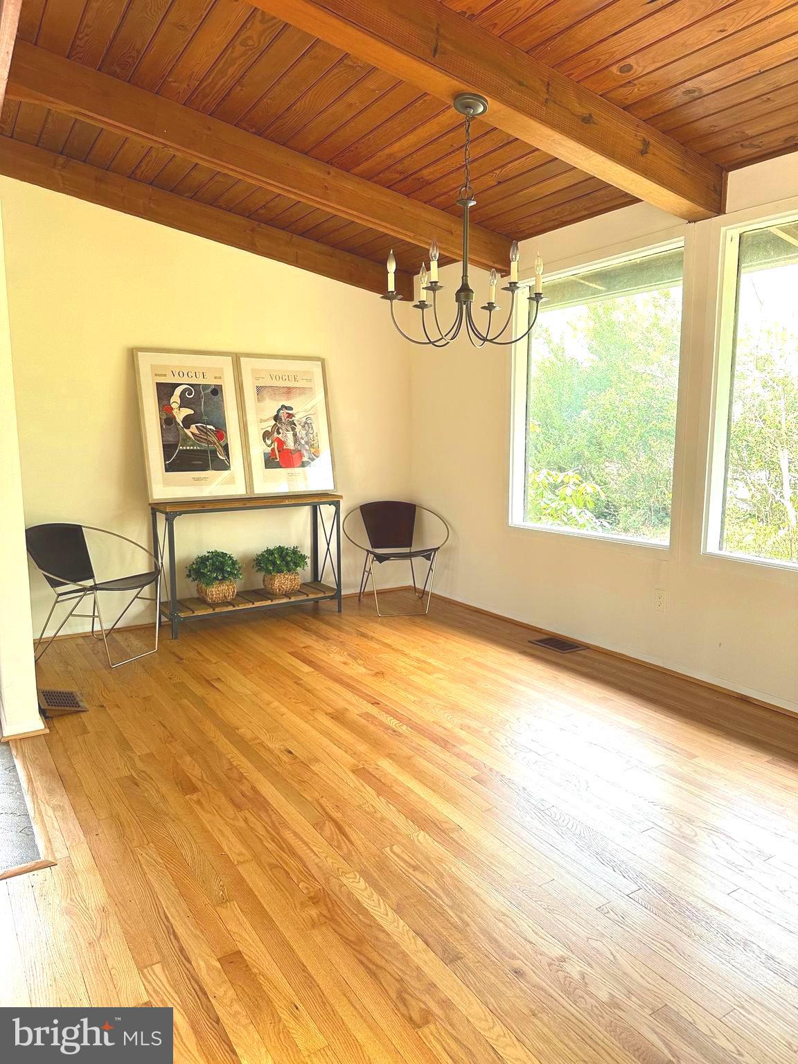 HOLMES RUN ACRES - Residential Lease