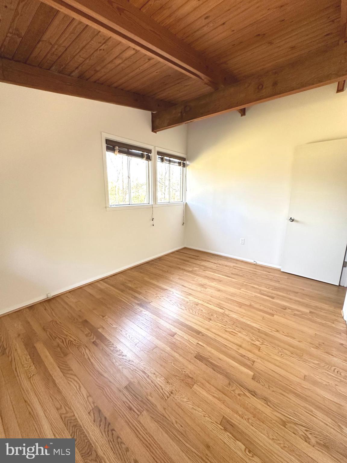 HOLMES RUN ACRES - Residential Lease