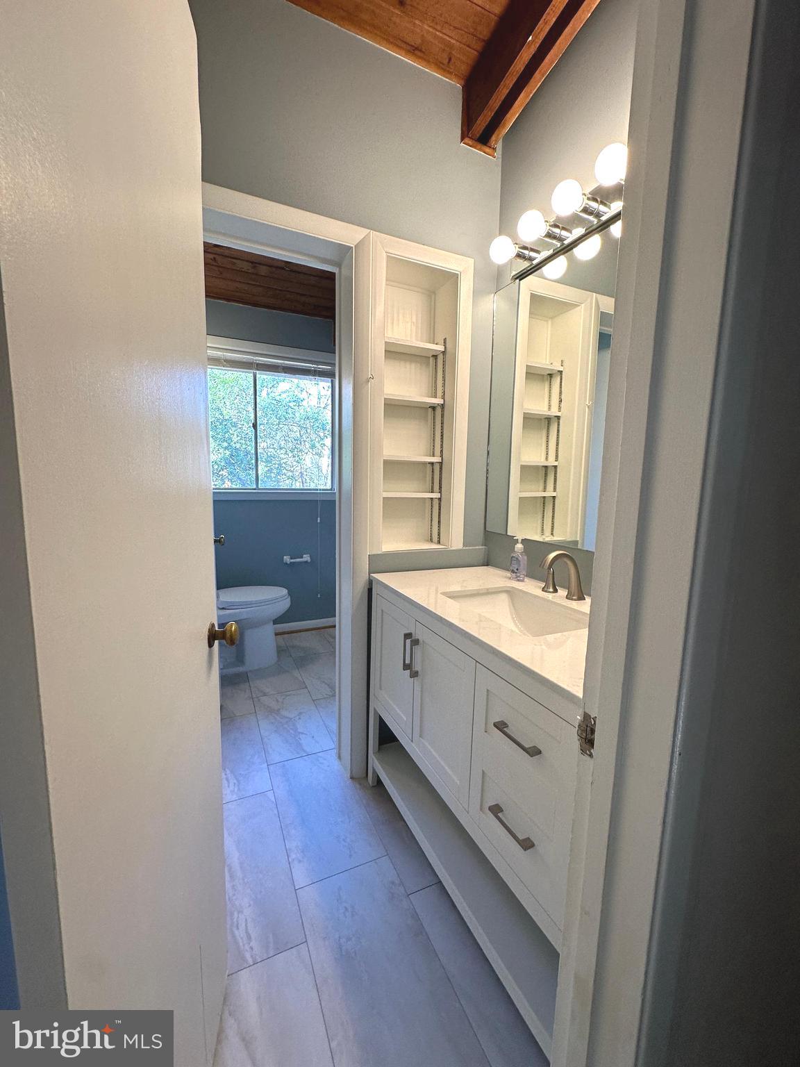 HOLMES RUN ACRES - Residential Lease