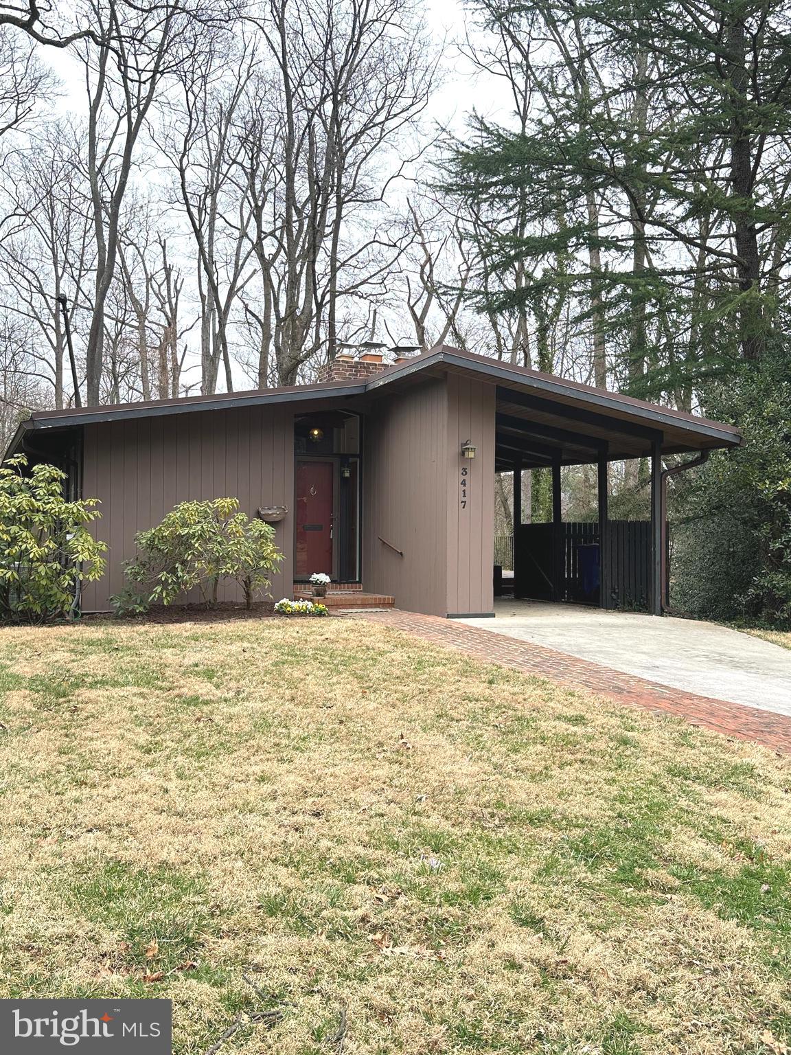 HOLMES RUN ACRES - Residential Lease