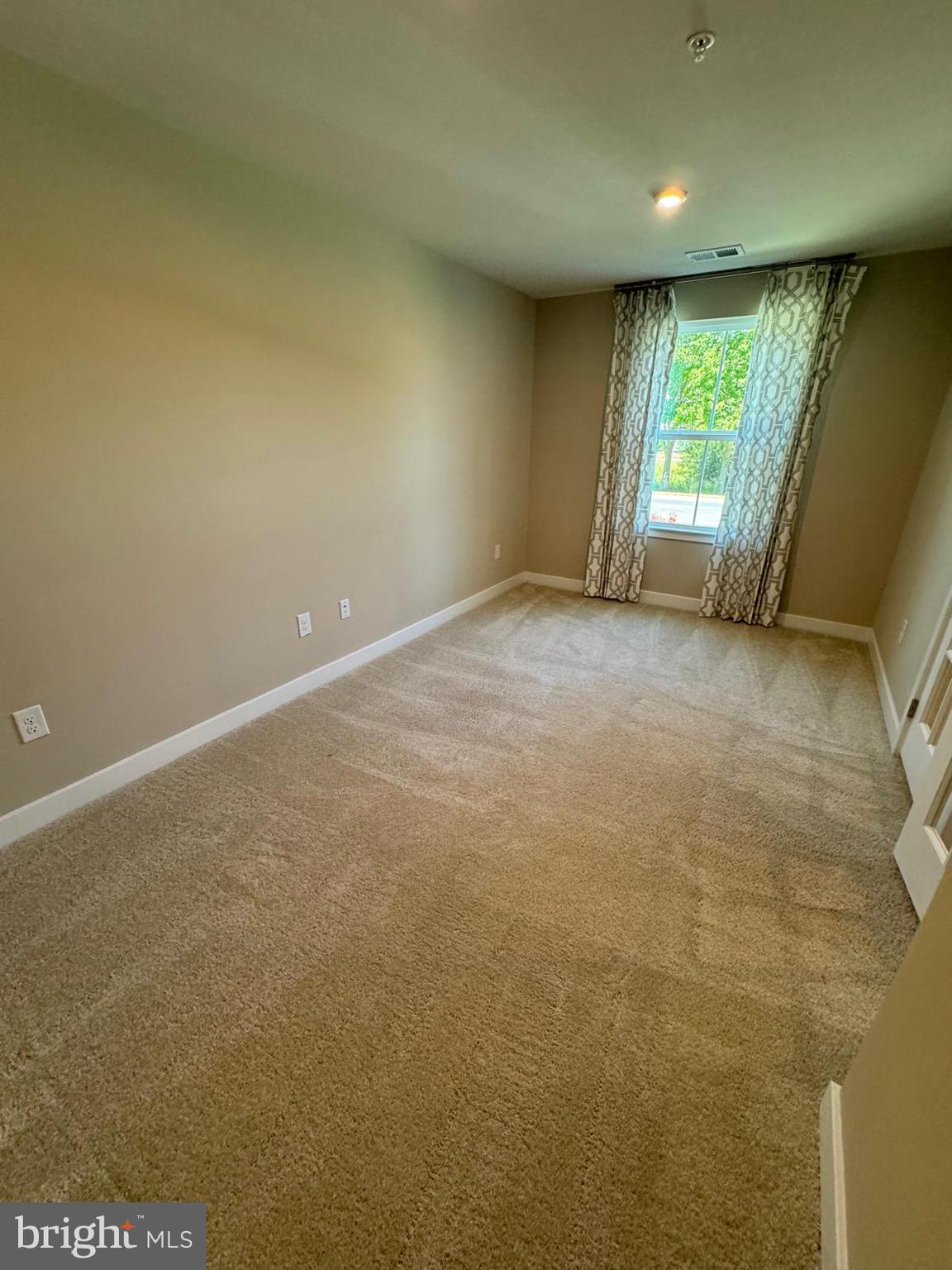 BAYSIDE - Residential