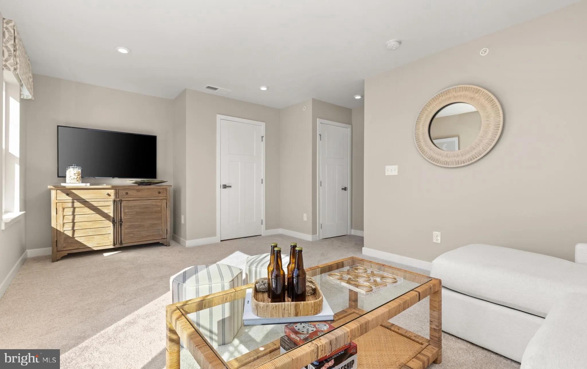 BAYSIDE - Residential