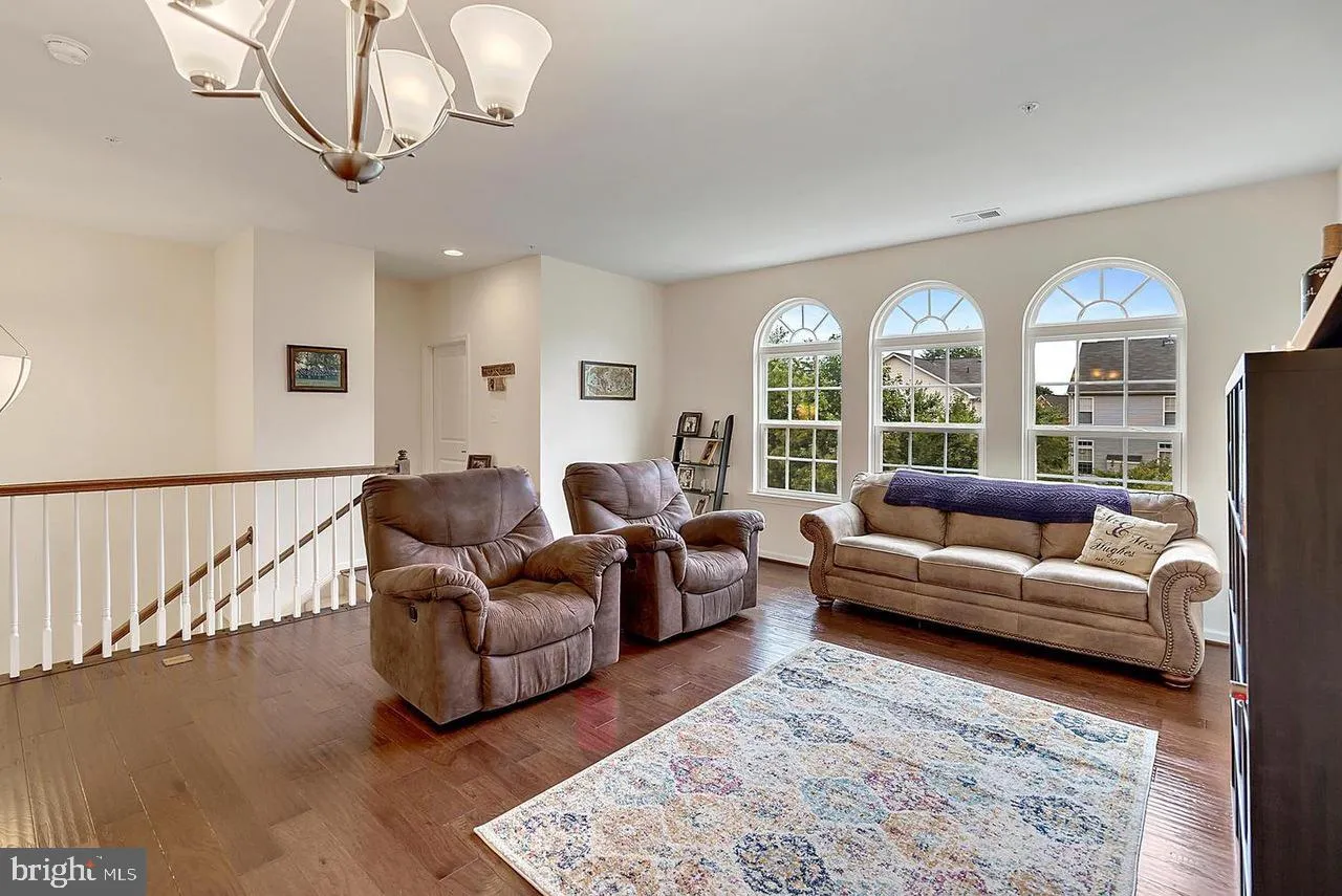 Gainesville, Virginia 20155, United States, 3 Bedrooms Bedrooms, ,3 BathroomsBathrooms,Residential,Active,159414