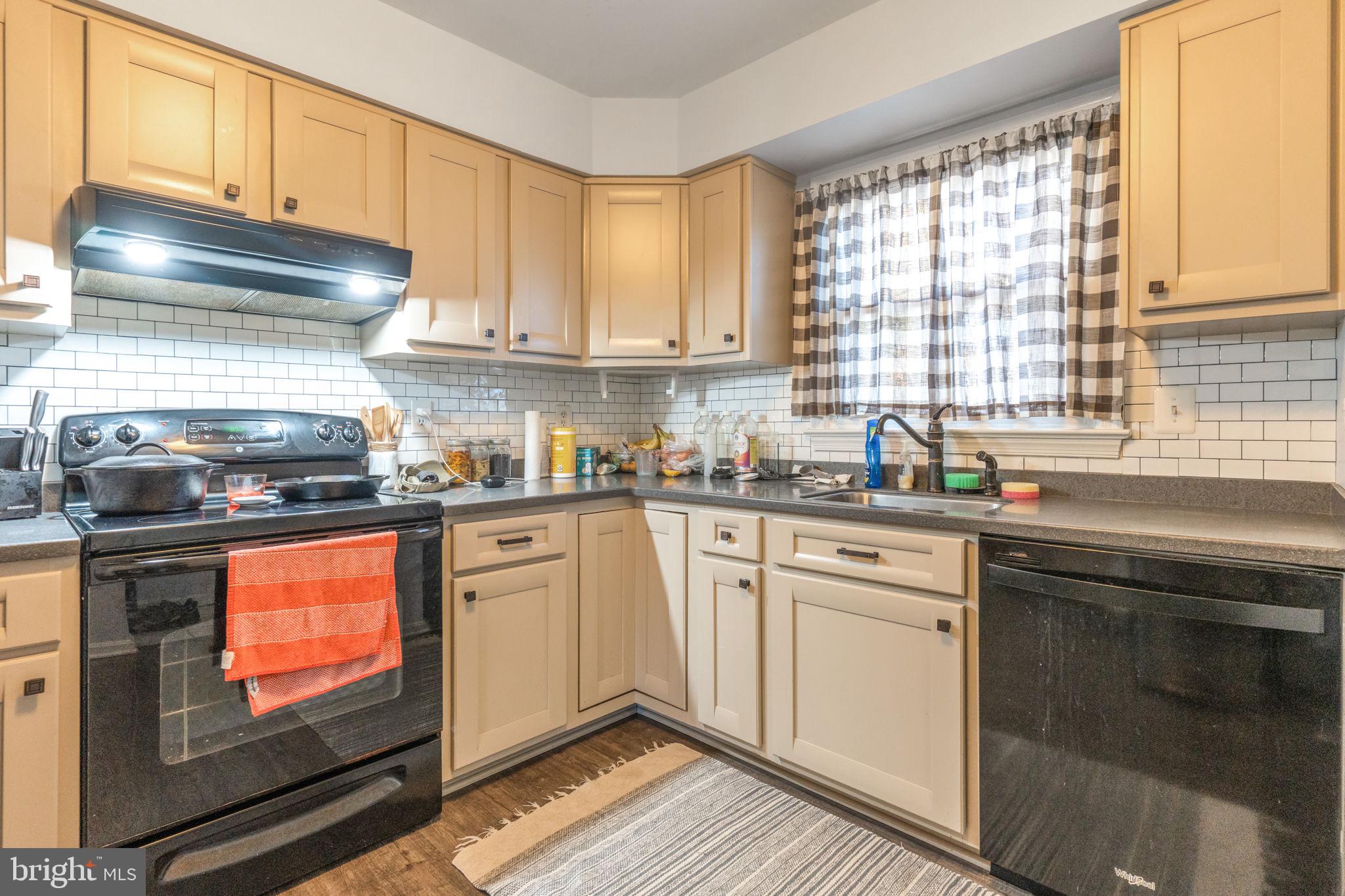 GREENWOOD FARM - Residential Lease