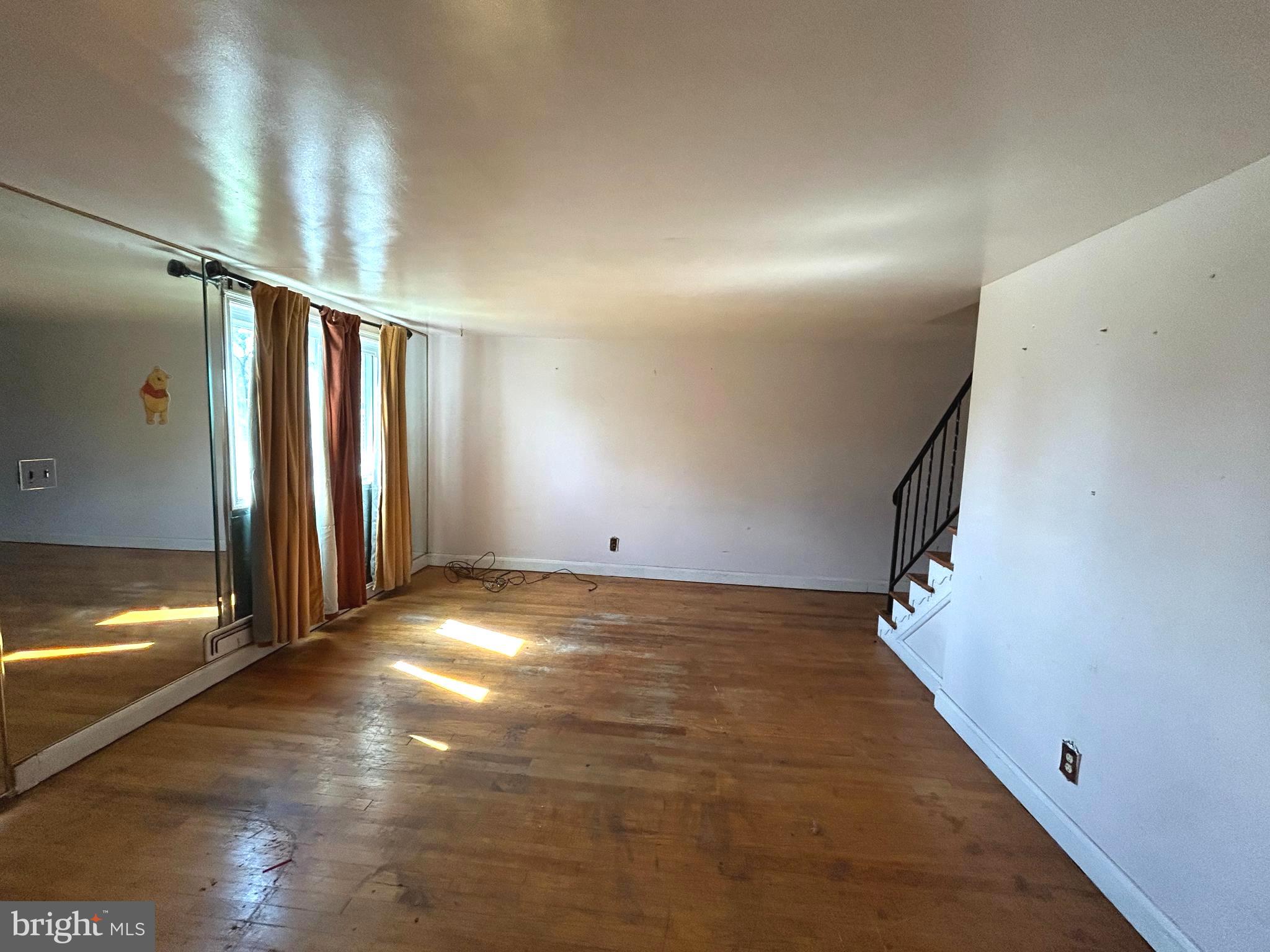 HILLENDALE - Residential