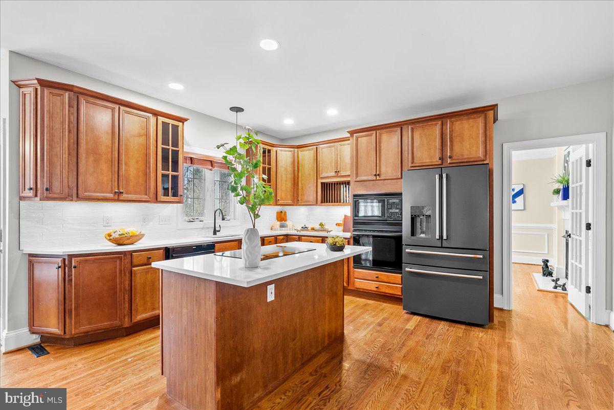 RAVENWING - Residential