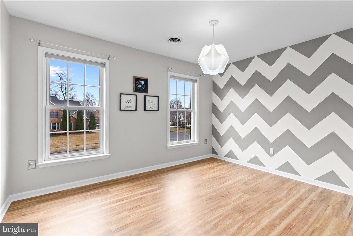 RAVENWING - Residential