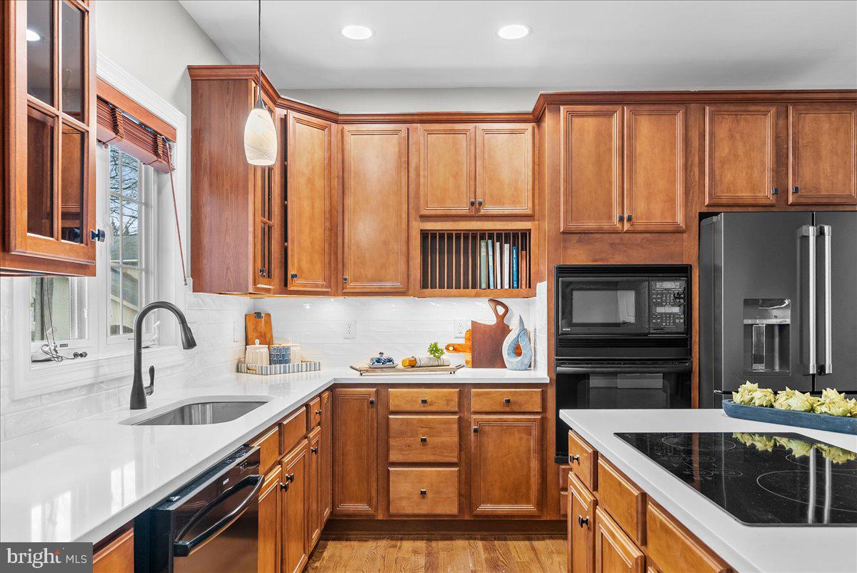 RAVENWING - Residential