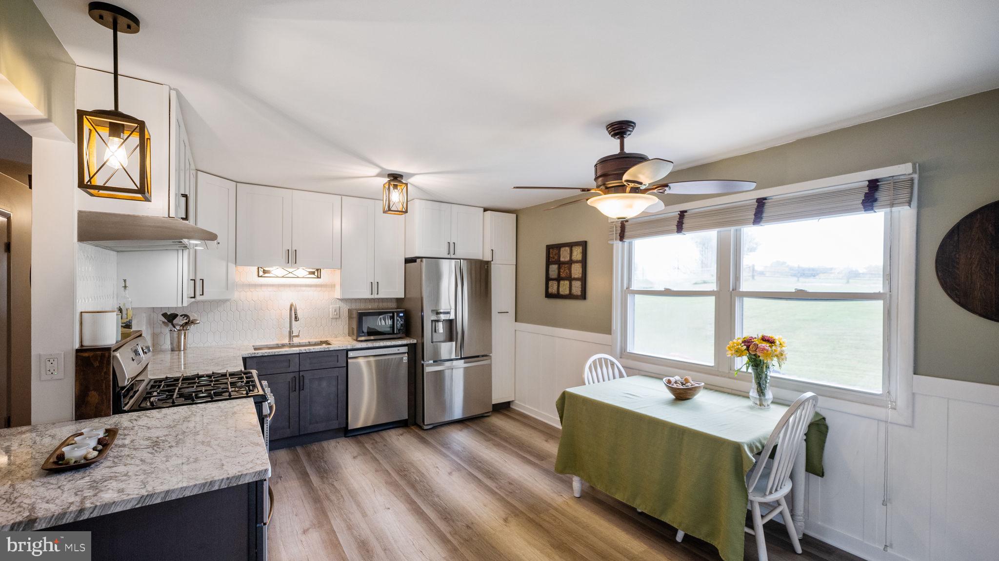 SUNNYBROOK FARMS - Residential