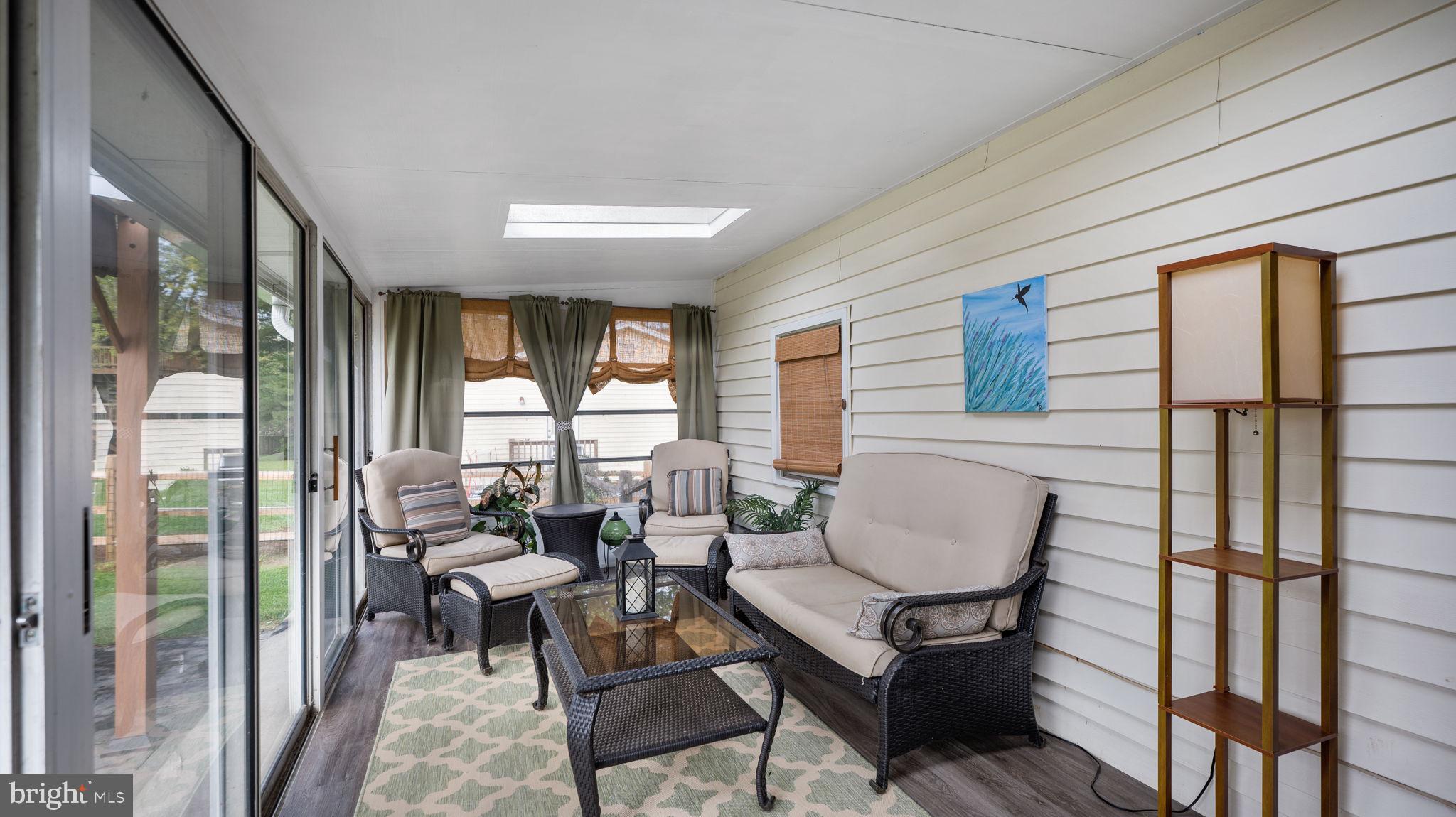 SUNNYBROOK FARMS - Residential