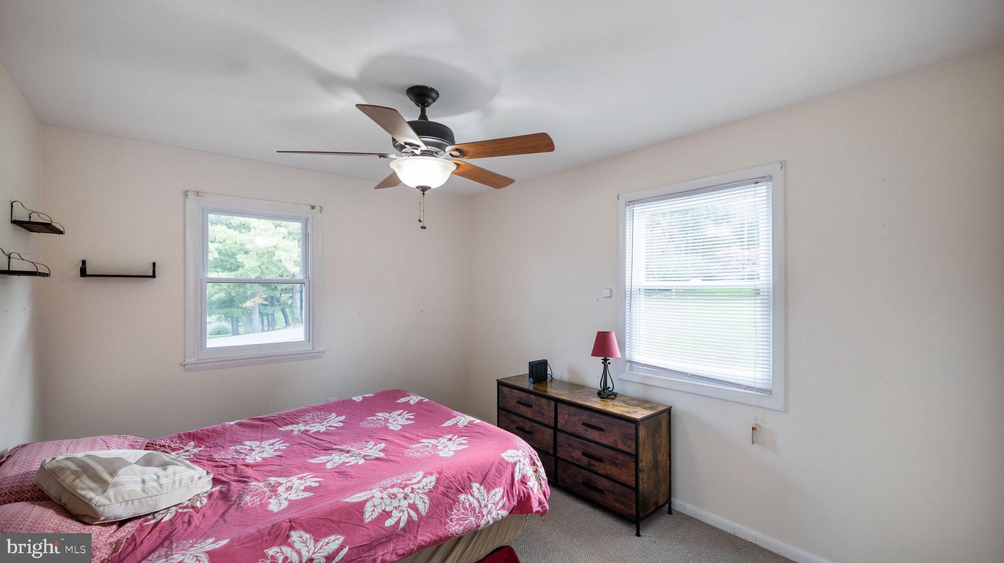 SUNNYBROOK FARMS - Residential