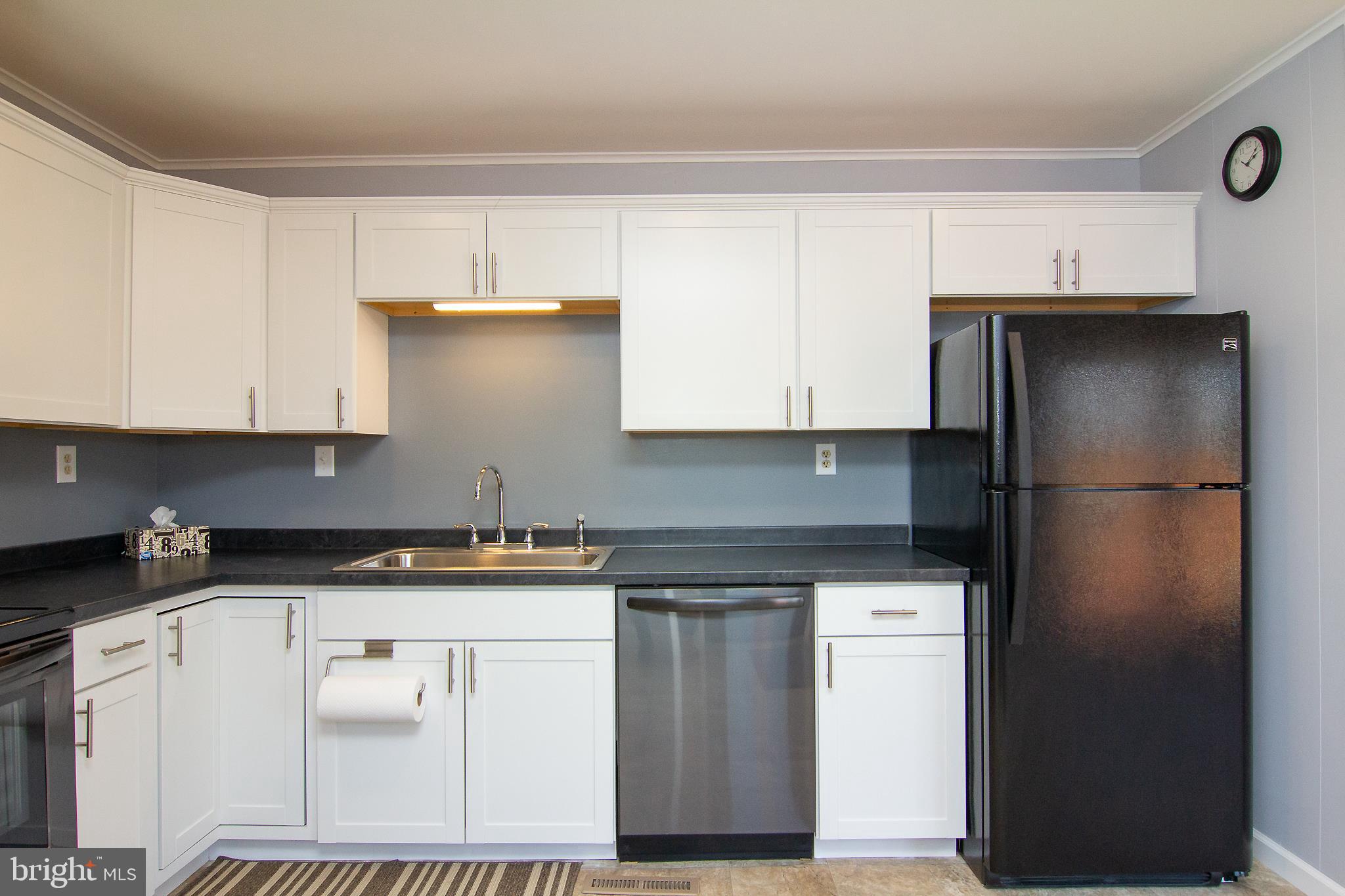 MANCHESTER MANOR - Residential