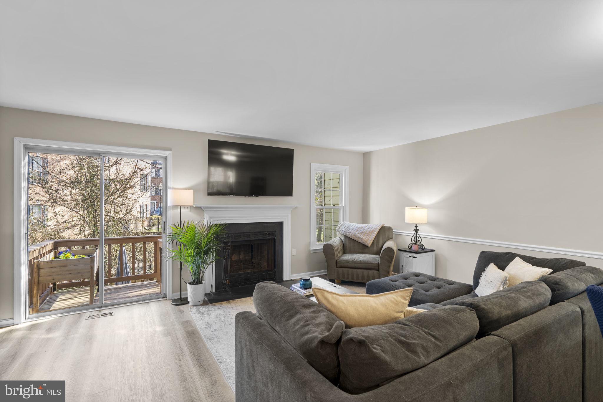 SOCIETY HILL - Residential