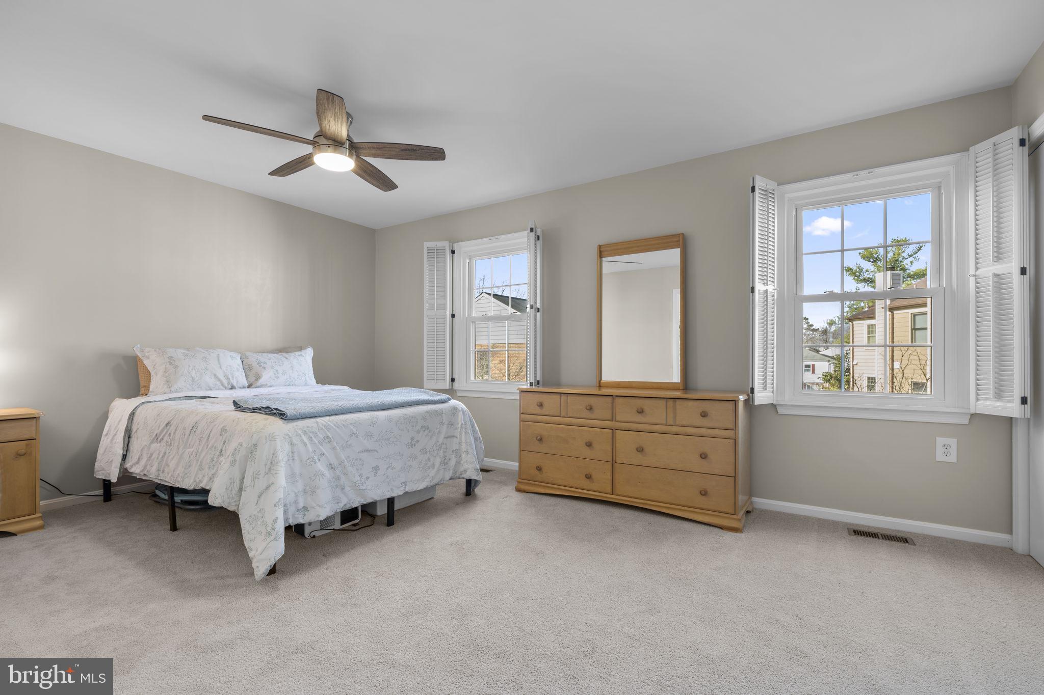 SOCIETY HILL - Residential