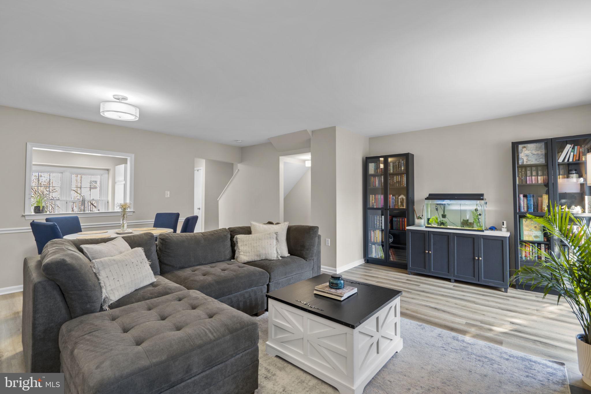 SOCIETY HILL - Residential