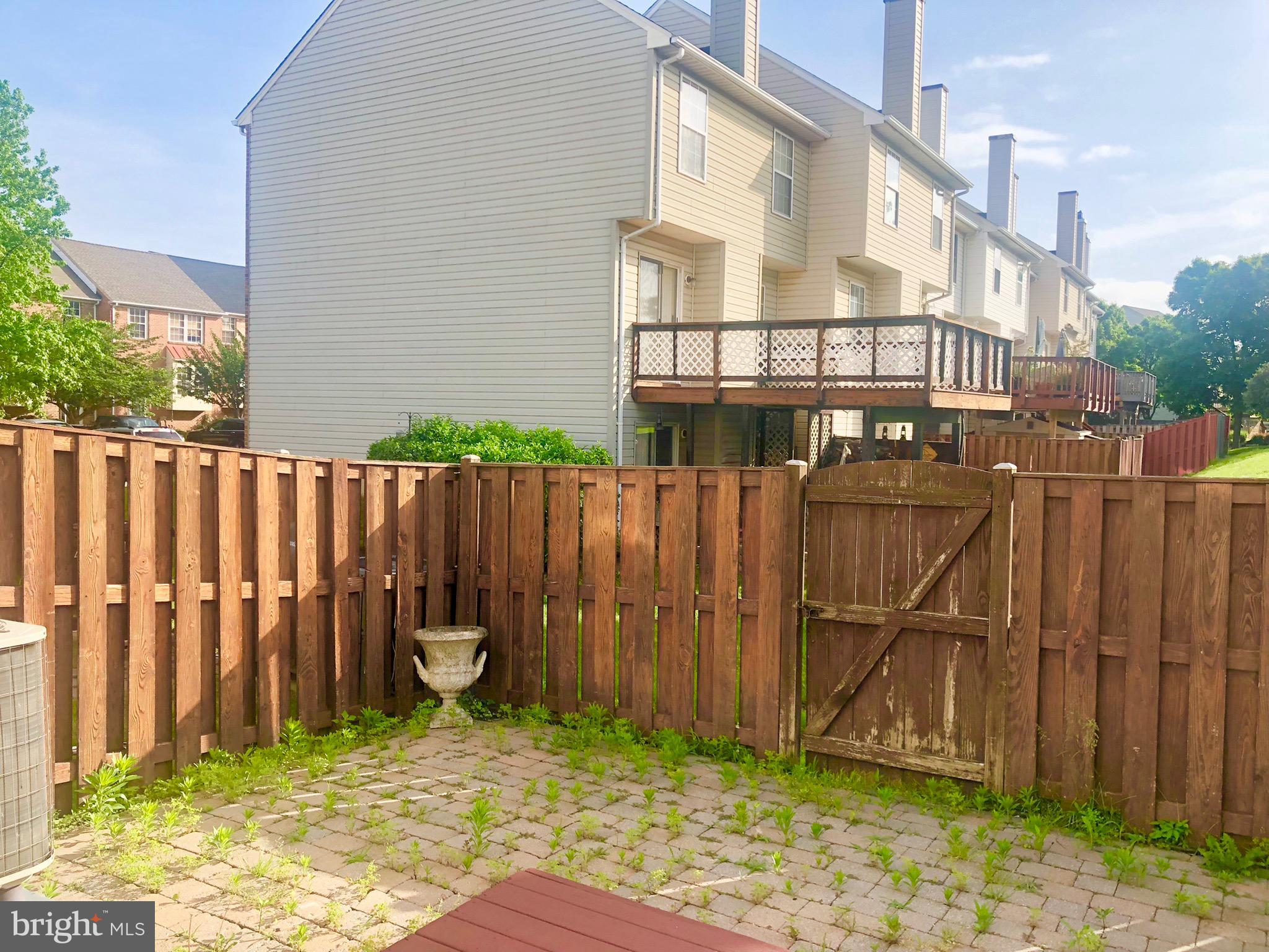 STONEY BEACH - Residential Lease