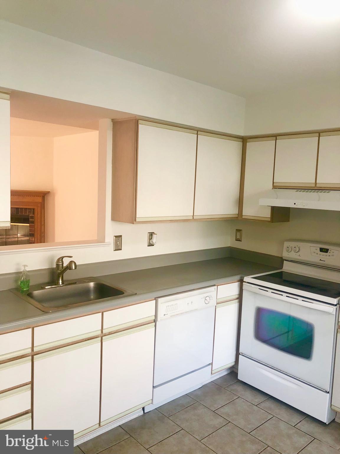 STONEY BEACH - Residential Lease