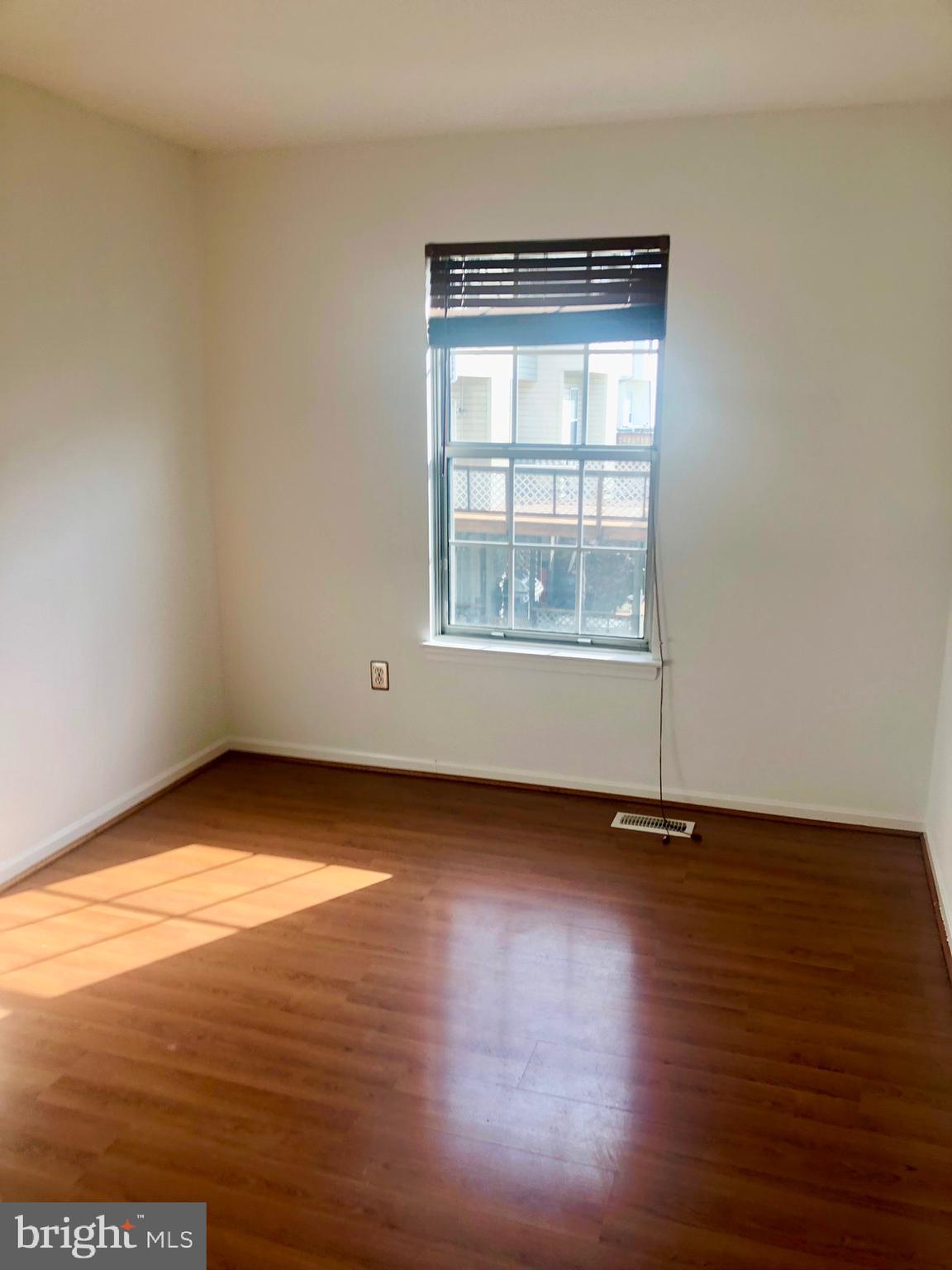 STONEY BEACH - Residential Lease