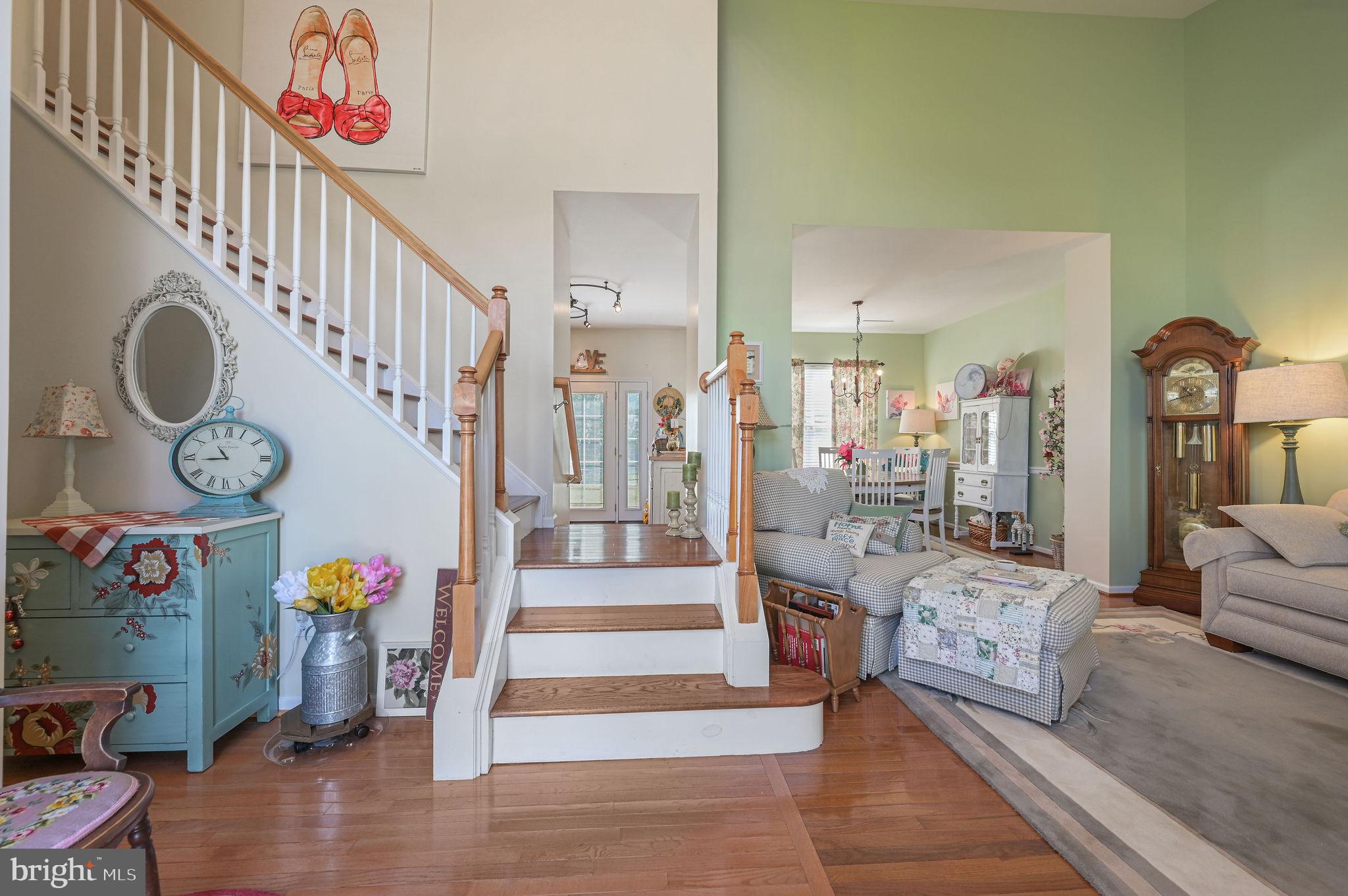 526 CARRINGTON DRIVE