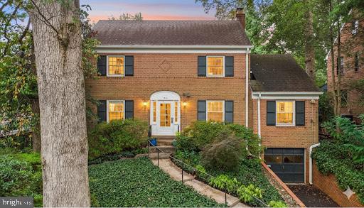 1514 RED OAK DRIVE
