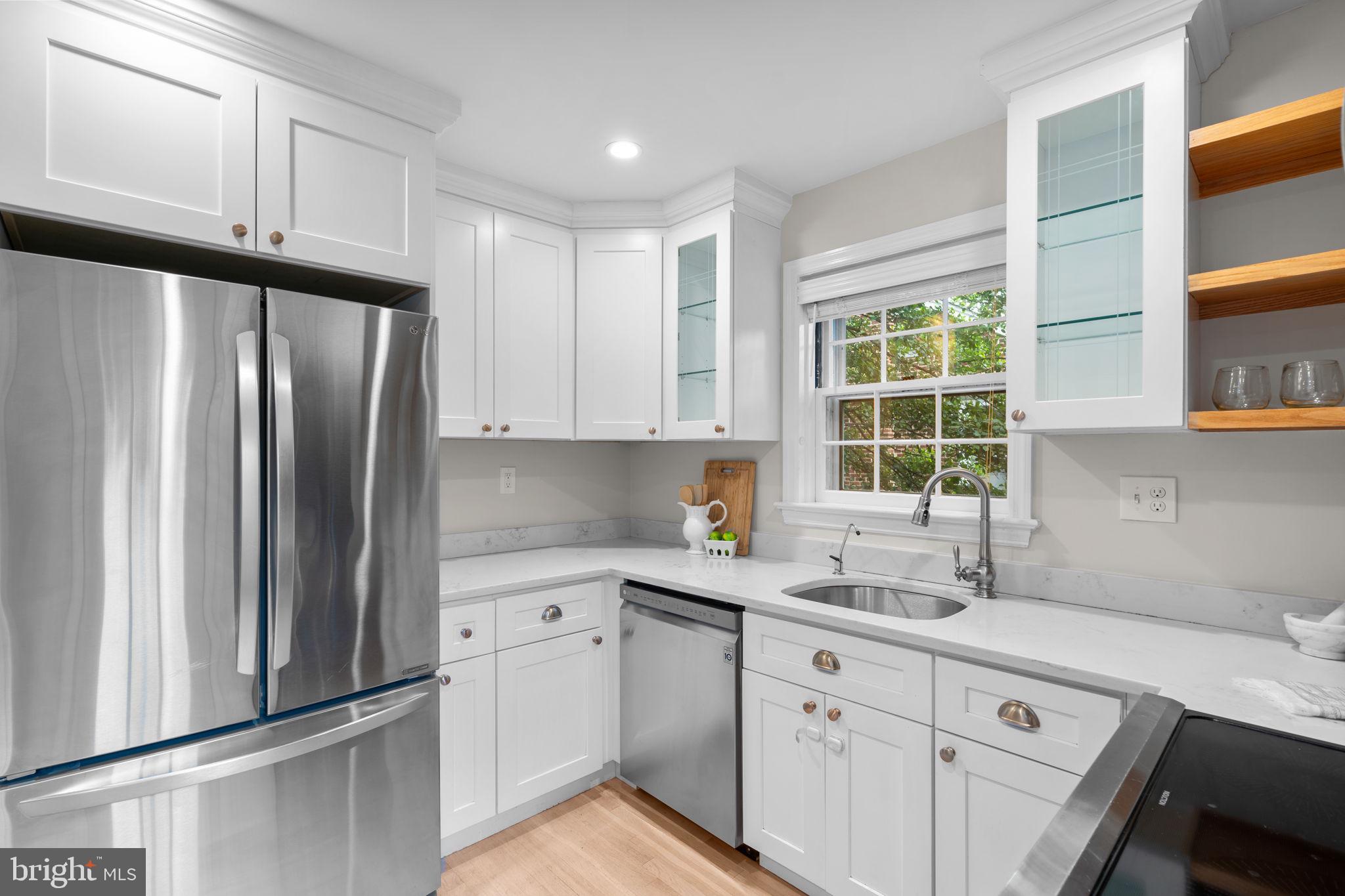 WOODSIDE FOREST - Residential