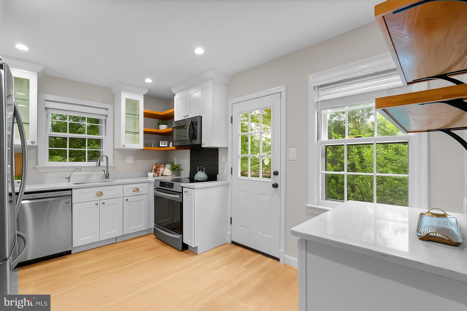 WOODSIDE FOREST - Residential