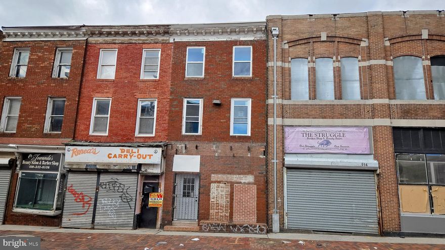 ONLINE AUCTION: Bidding begins 06/30/2025 @ 10:00 AM. Bidding ends 07/02/2025 @ 11:40 AM. List Price is Suggested Opening Bid. 3 Story Townhouse located in the Oldtown Mall area of Baltimore City. Residents can enjoy the nearby attractions such as John Hopkins Hospital, Northeast Market, Mercy Hospital, & all the attractions located in the Inner Harbor and Harbor East. Property is Vacant. Easy Access to Major Traffic Artery Orleans St & N Broadway. Deposit: $5,000.