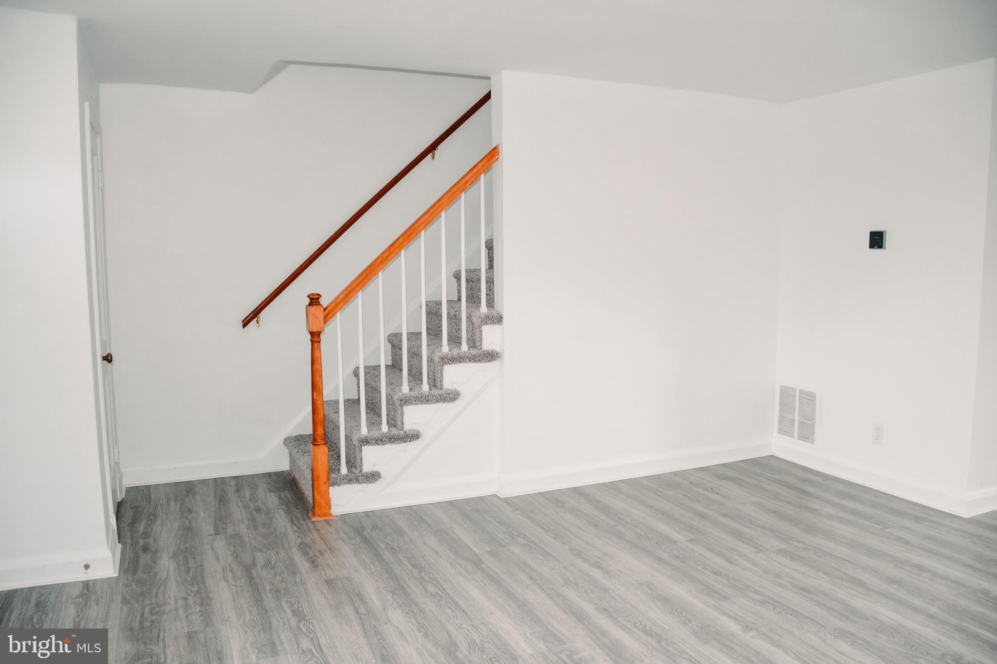 PERRY HALL - Residential