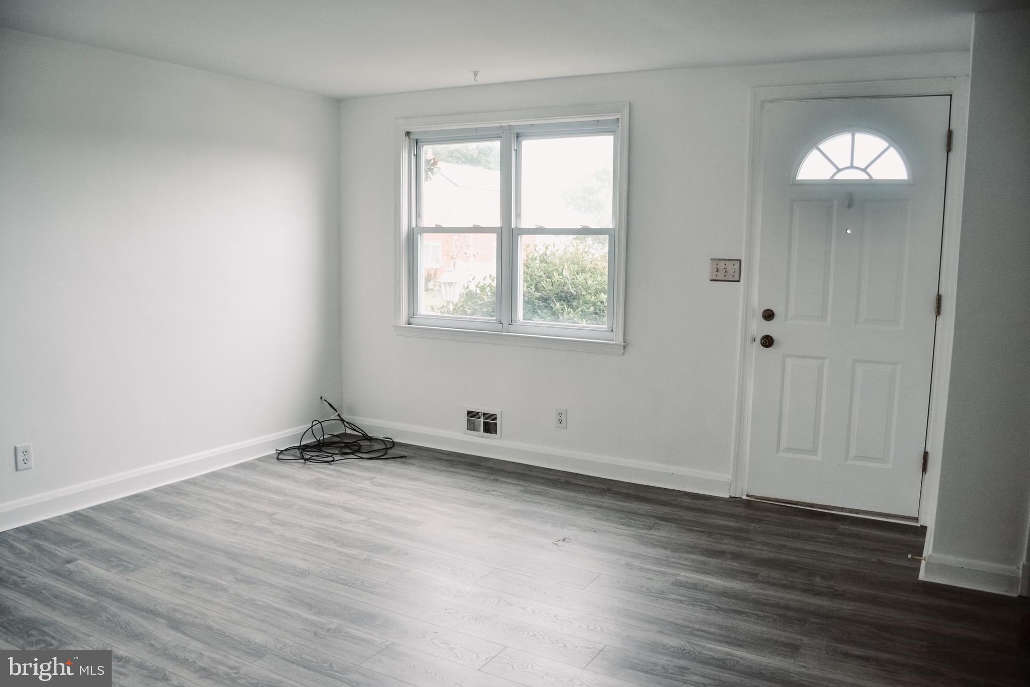 PERRY HALL - Residential